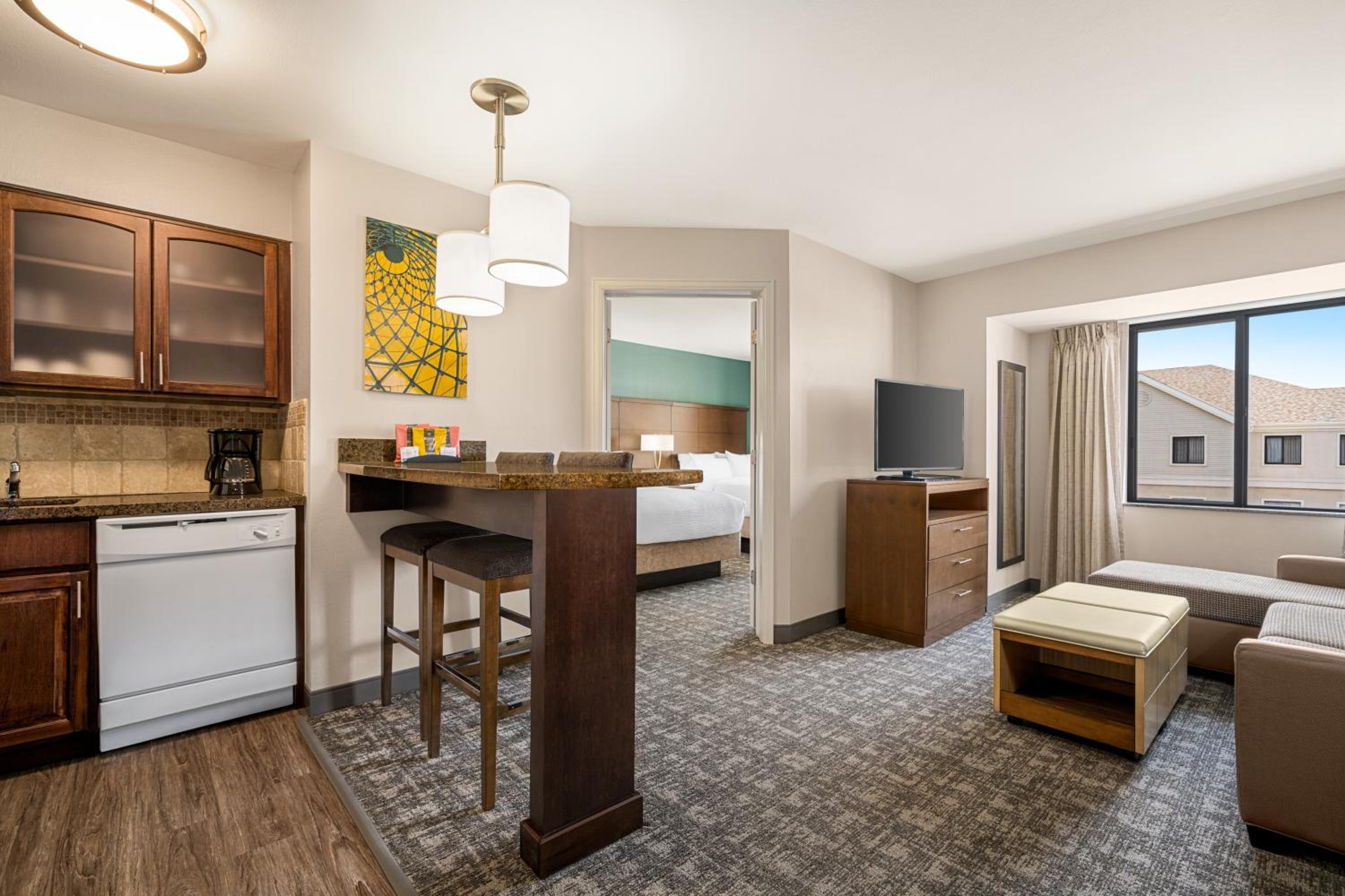 One-Bedroom Suite with Two Double Beds - Photo 1