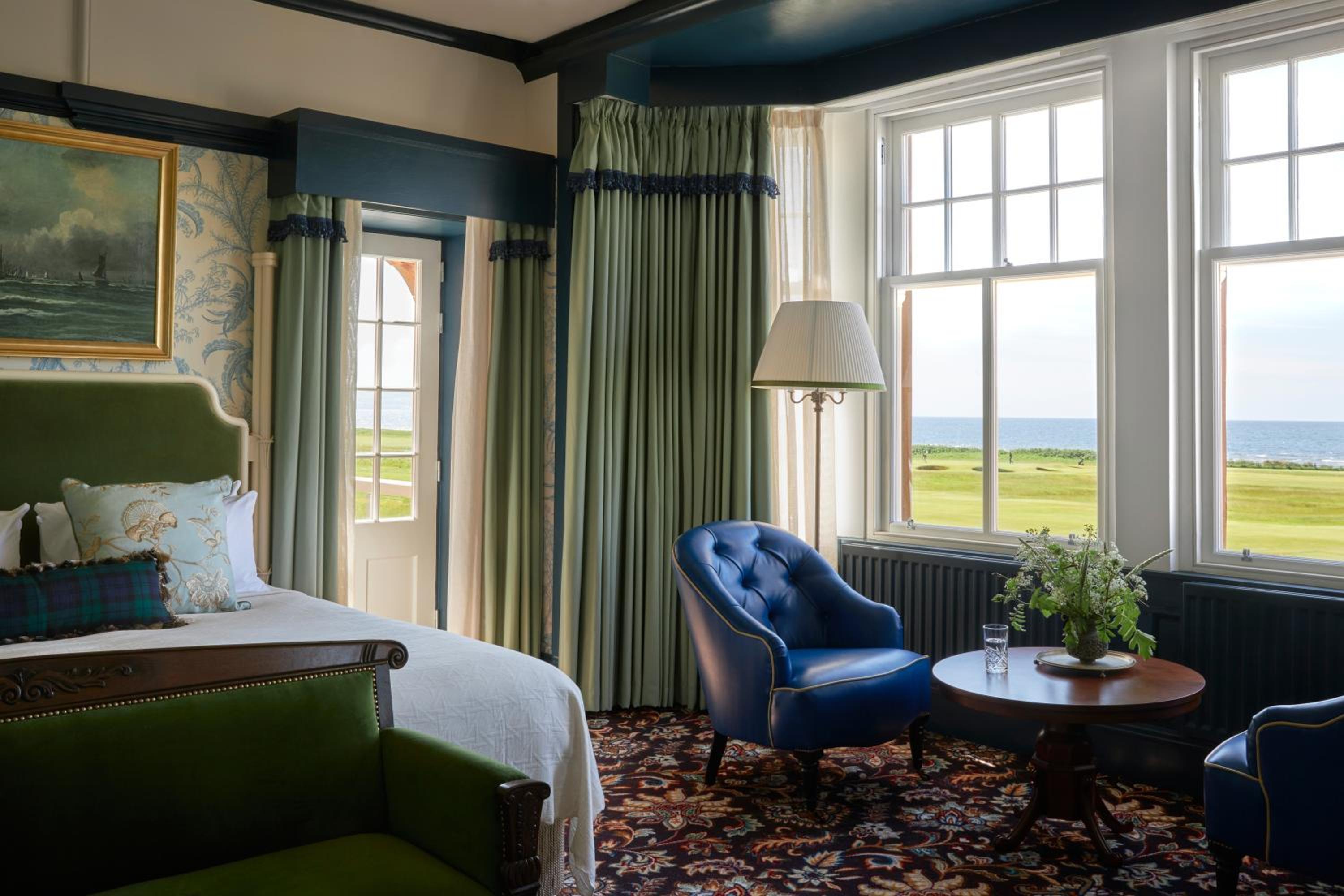 Junior Suite with Sea View - Photo 2