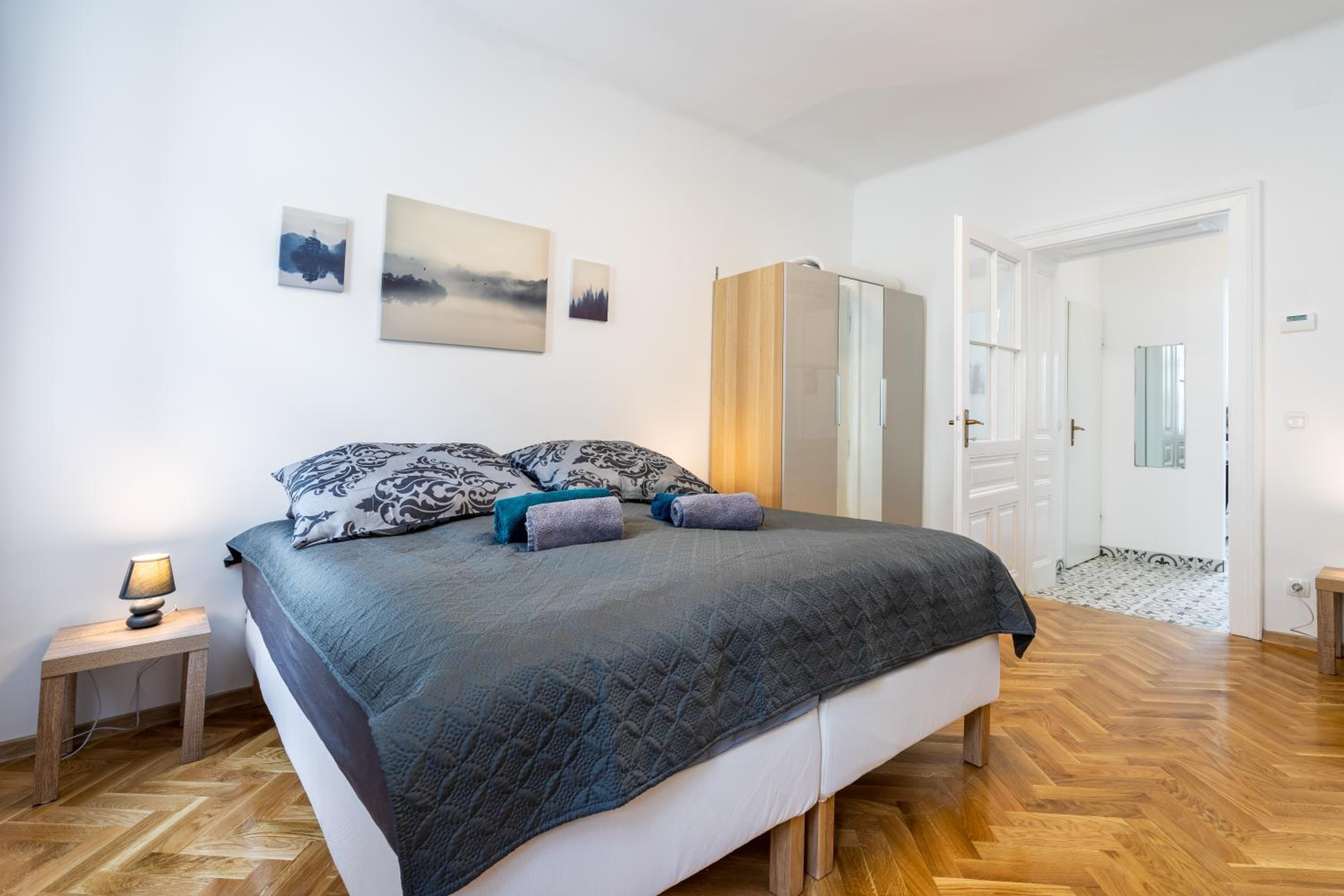 Superior Apartment photo 2