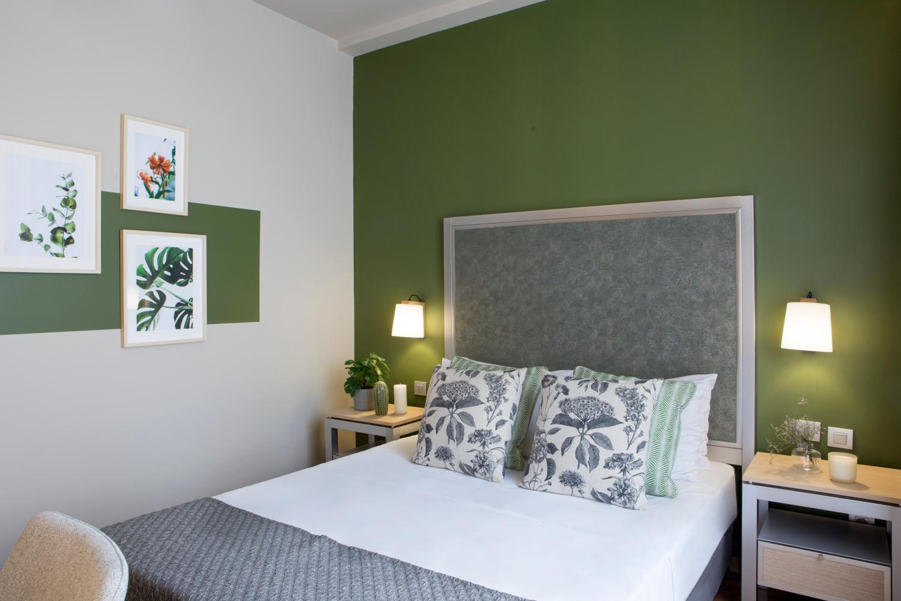 Standard Queen Room - Photo 4