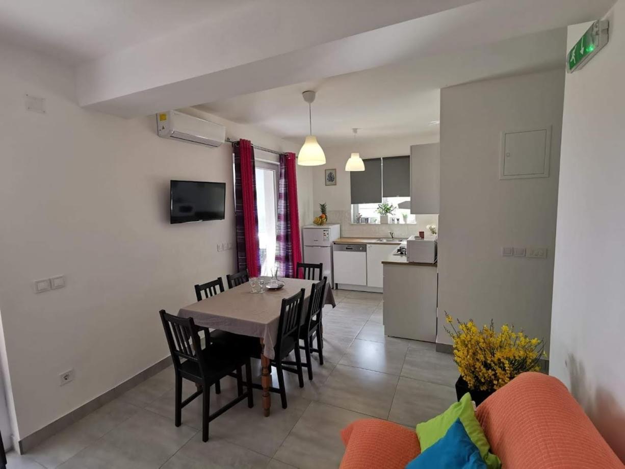 Two-Bedroom Apartment with Terrace - Photo 5