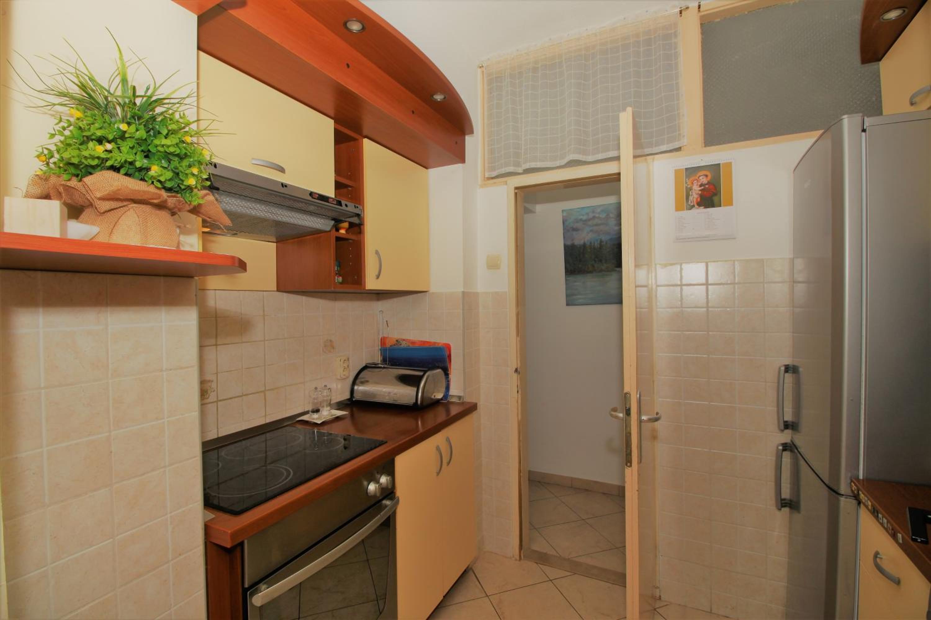 One-Bedroom Apartment with Balcony and Sea View photo 2