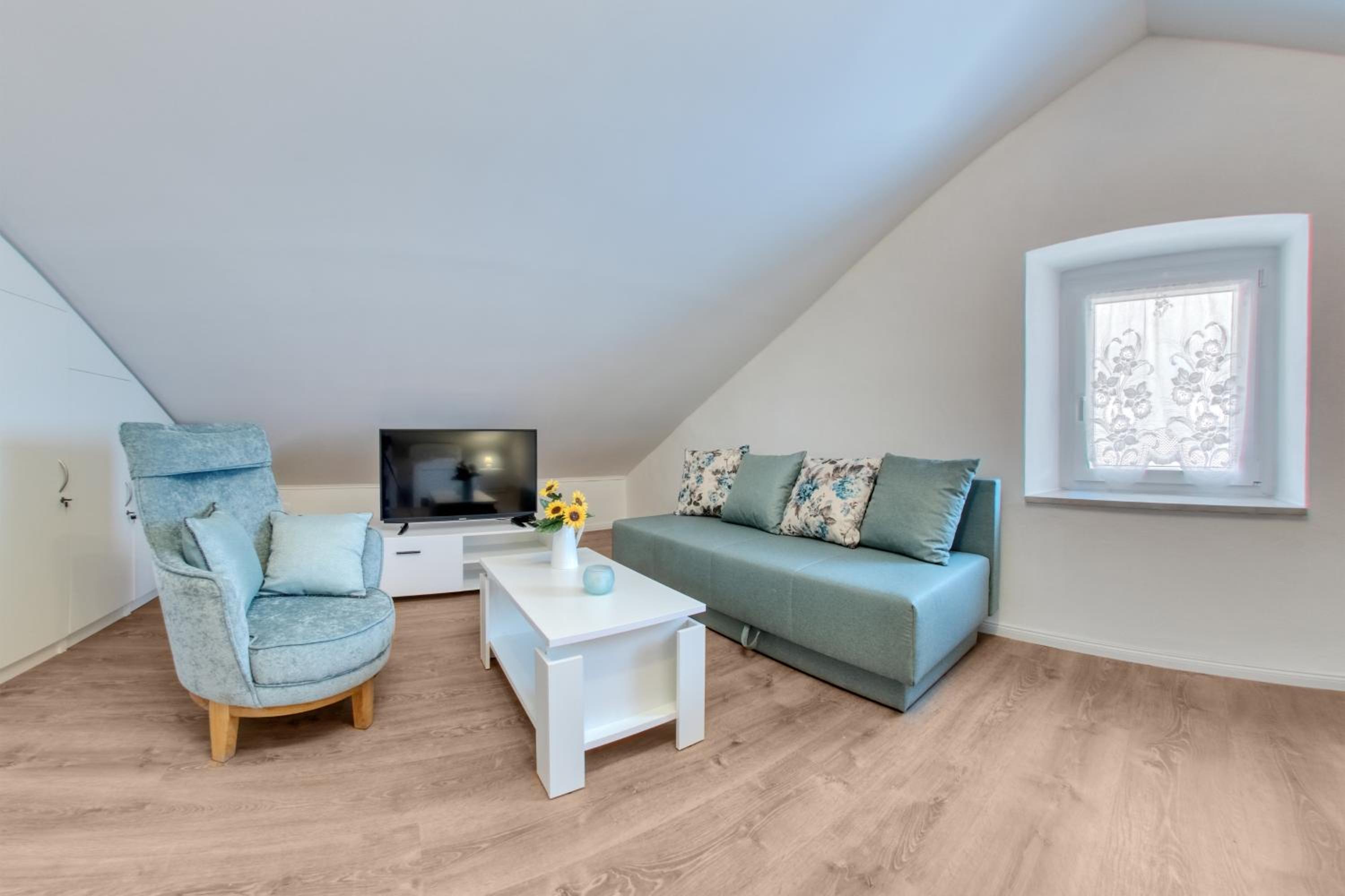 Two-Bedroom Apartment with Terrace photo 1