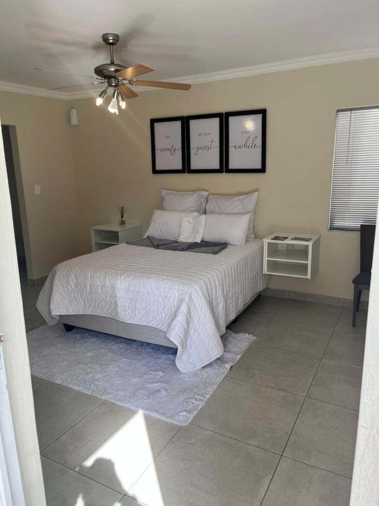 Budget Double Room - Photo 5