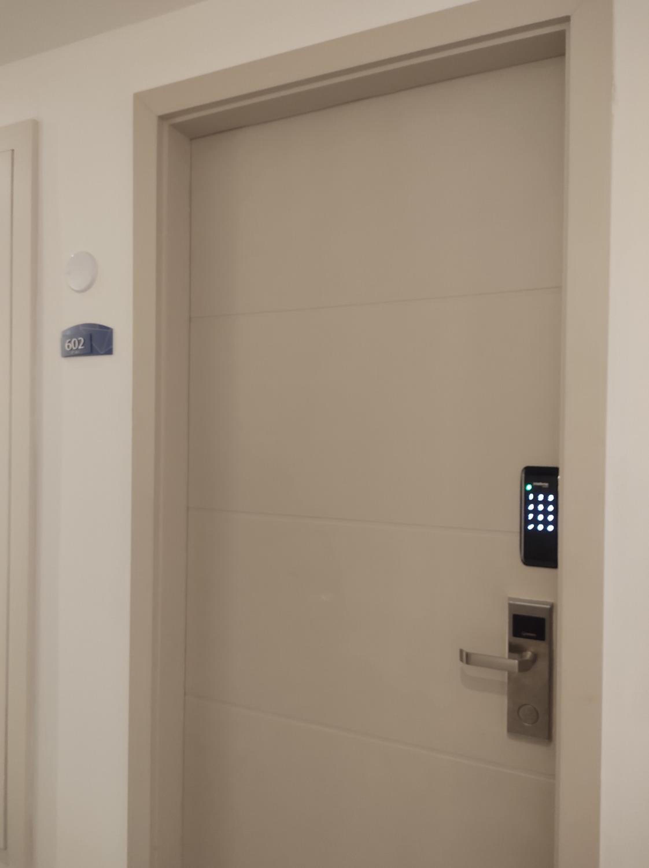 Apartment - Photo 2