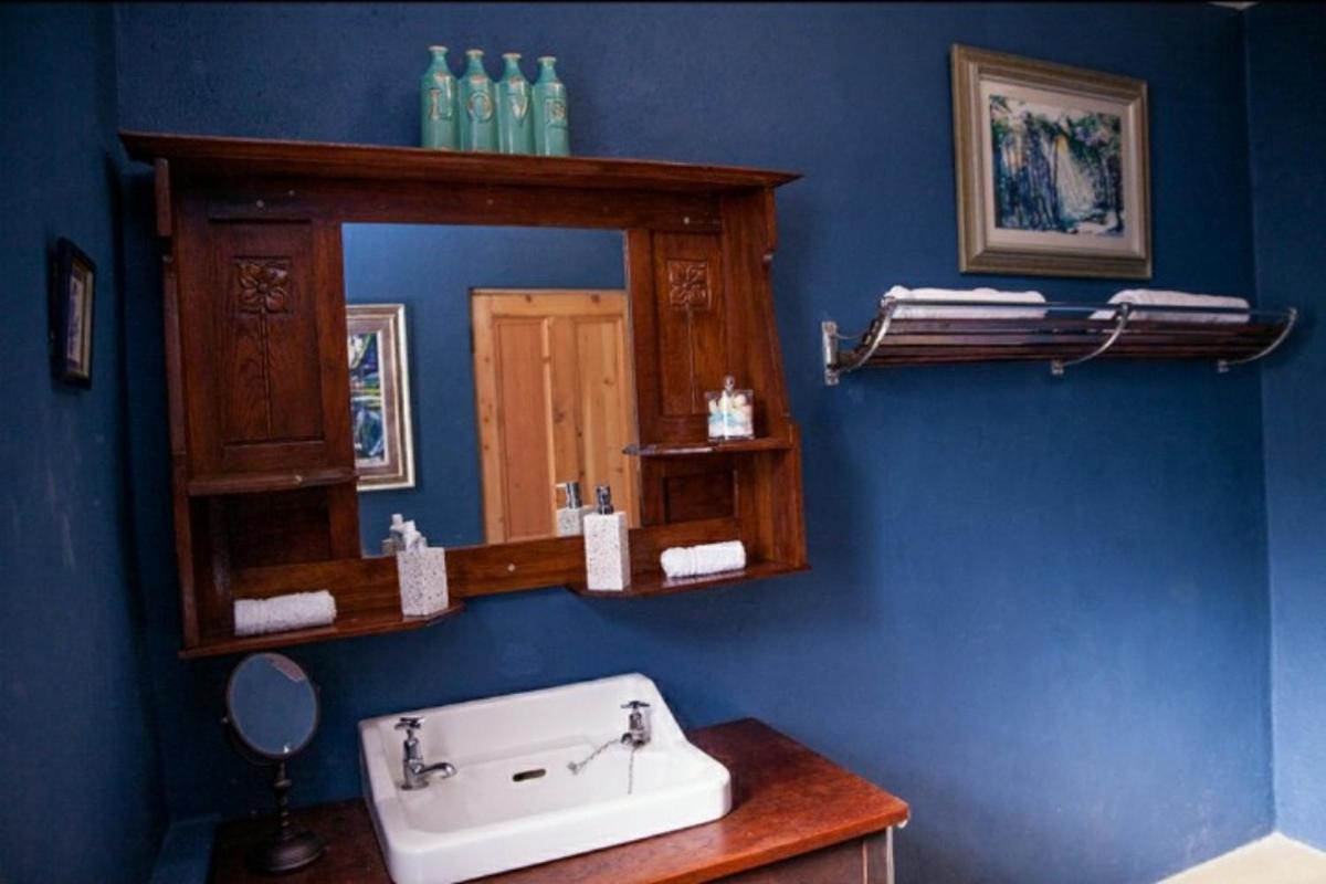 One-Bedroom Apartment - Photo 13