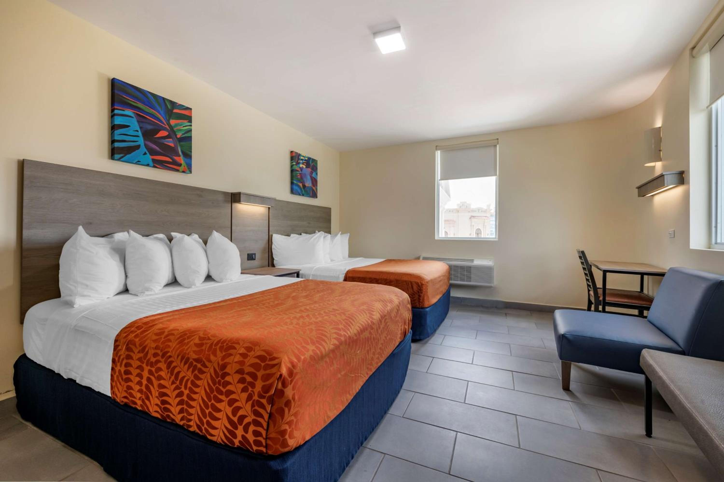 Queen Room with Two Queen Beds - Photo 1