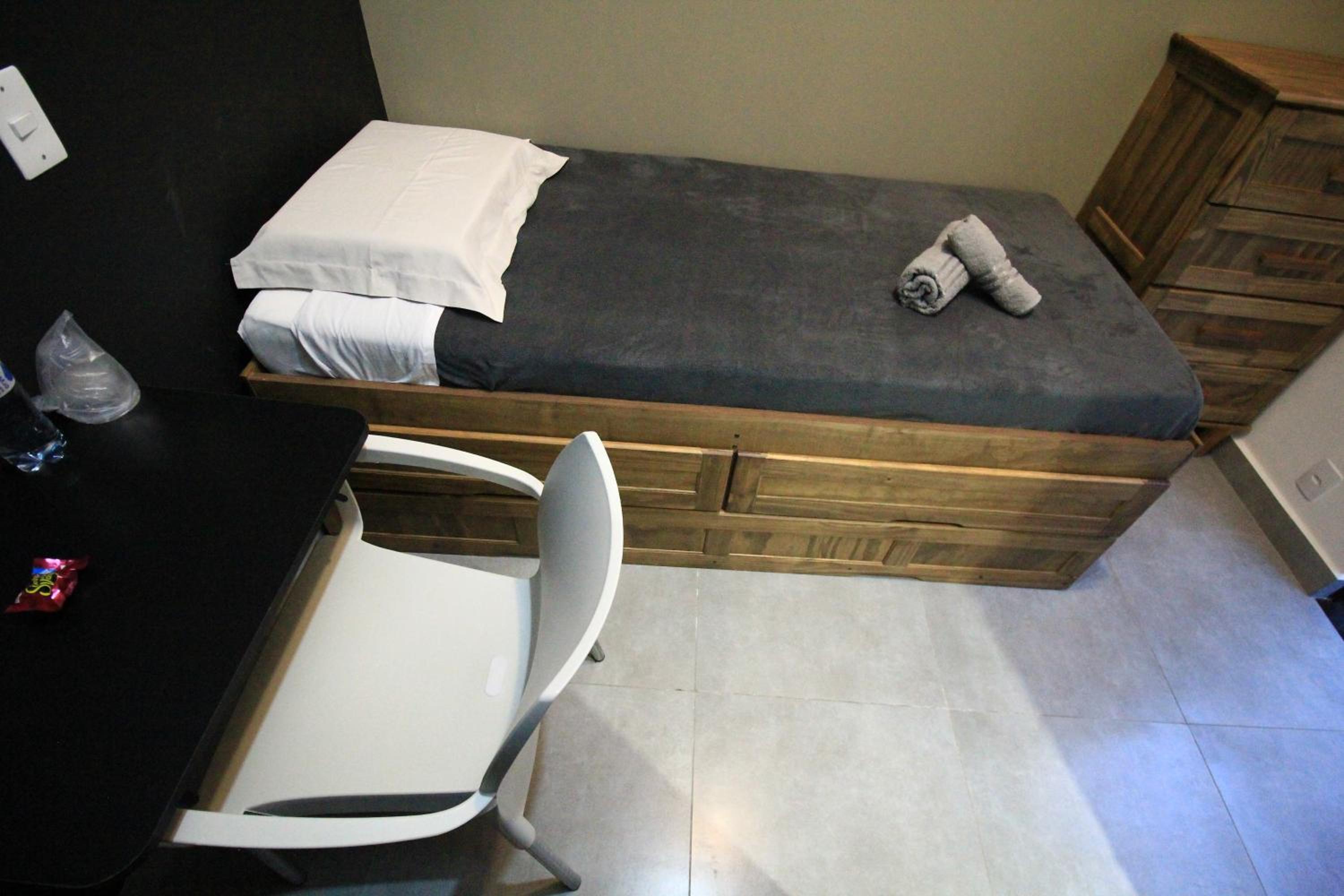 Budget Single Room photo 3