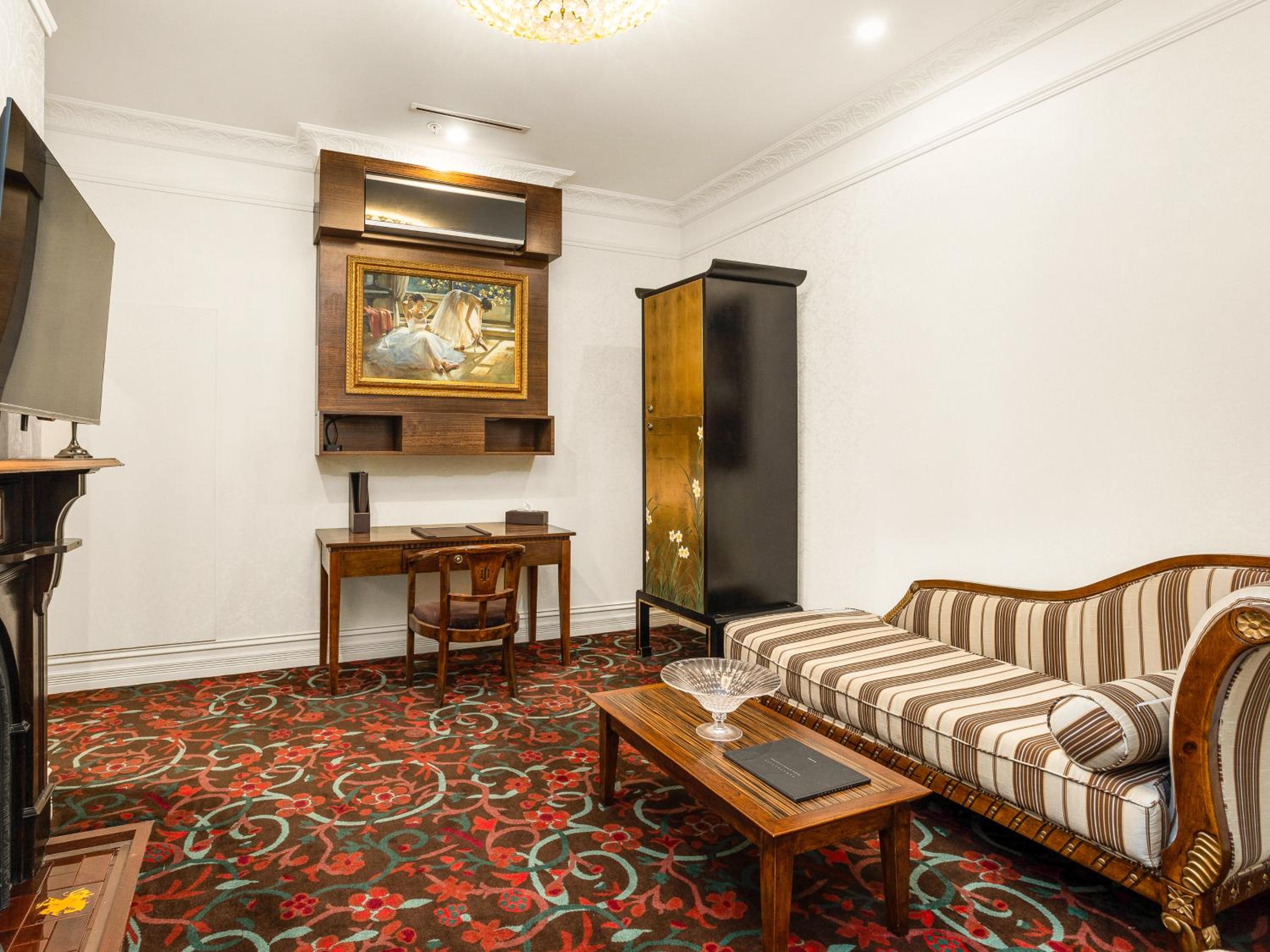 Suite