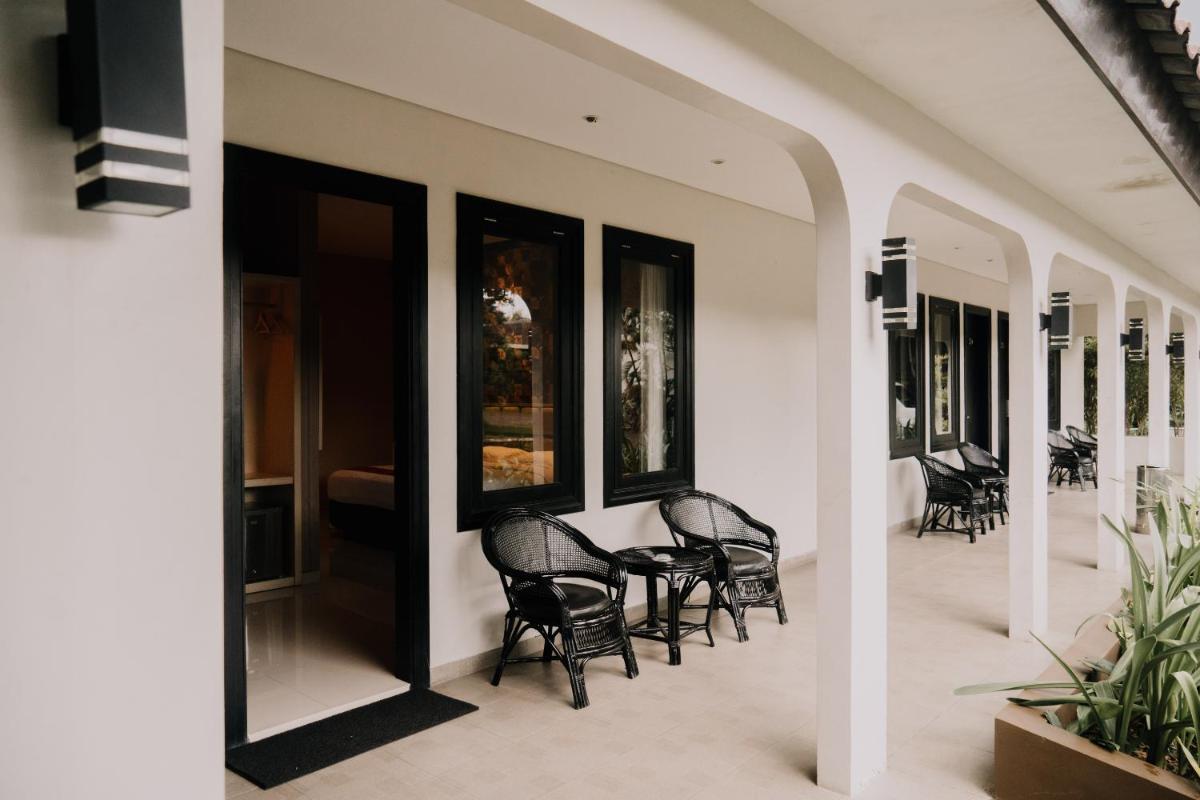 Deluxe Double or Twin Room - Photo 2