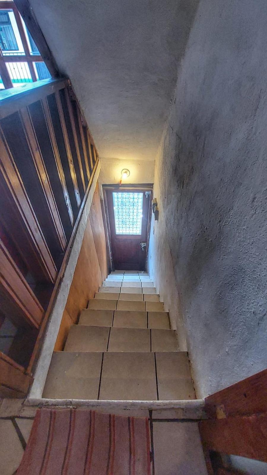 Two-Bedroom Apartment - Photo 2