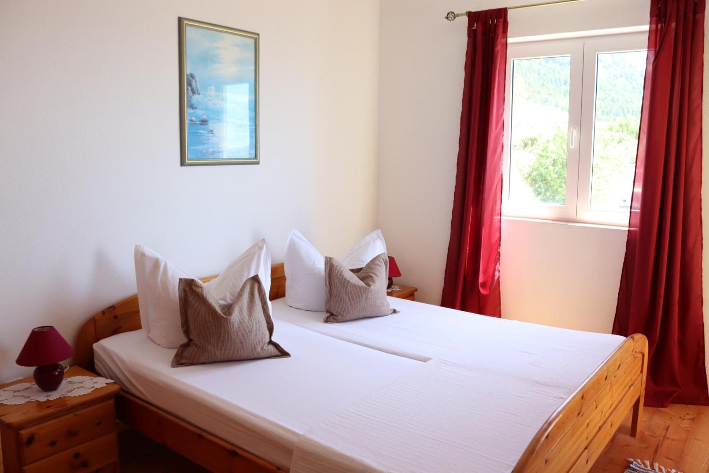 Two-Bedroom Apartment With Balcony And Sea View