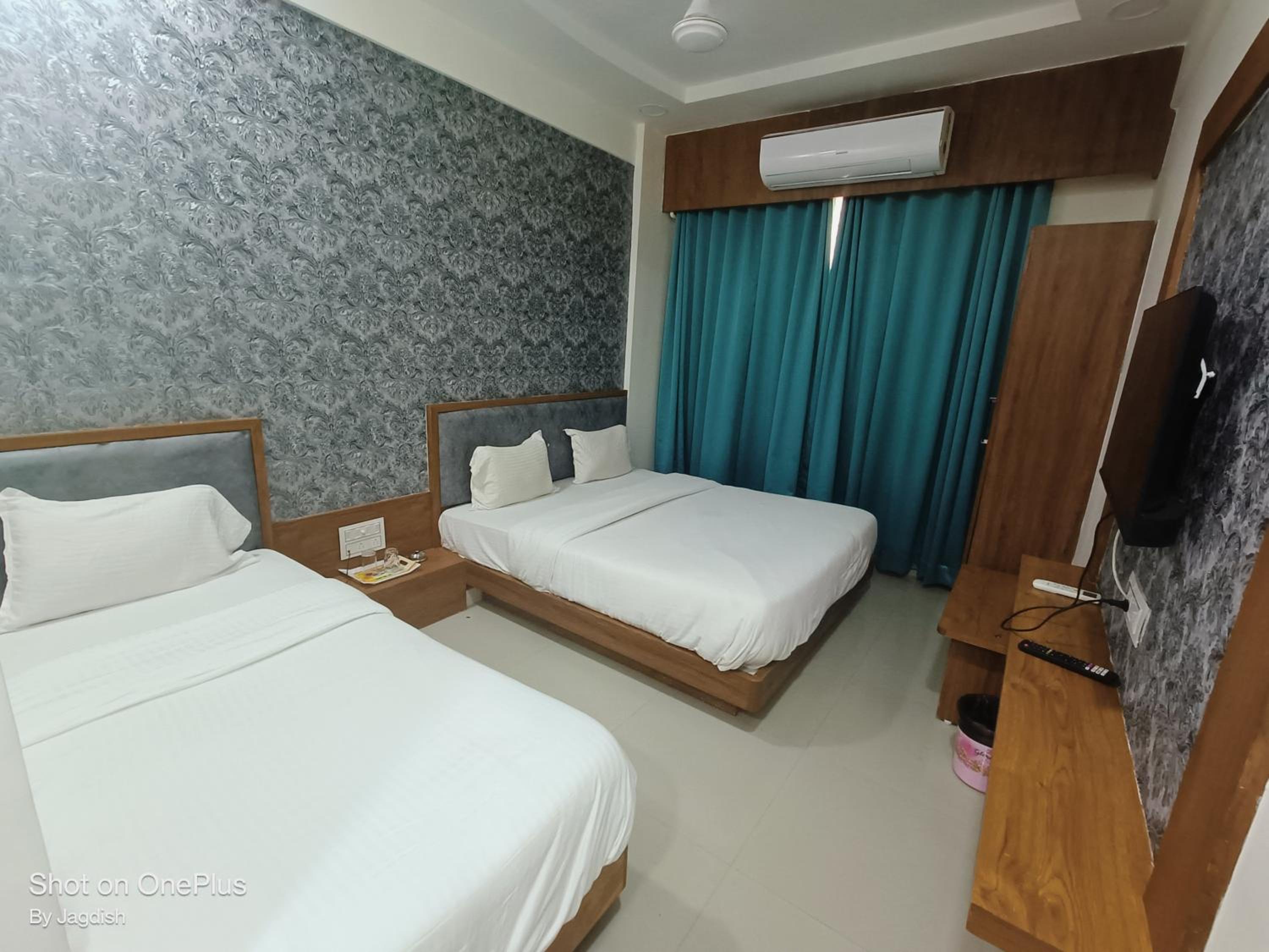 Triple Room photo 2