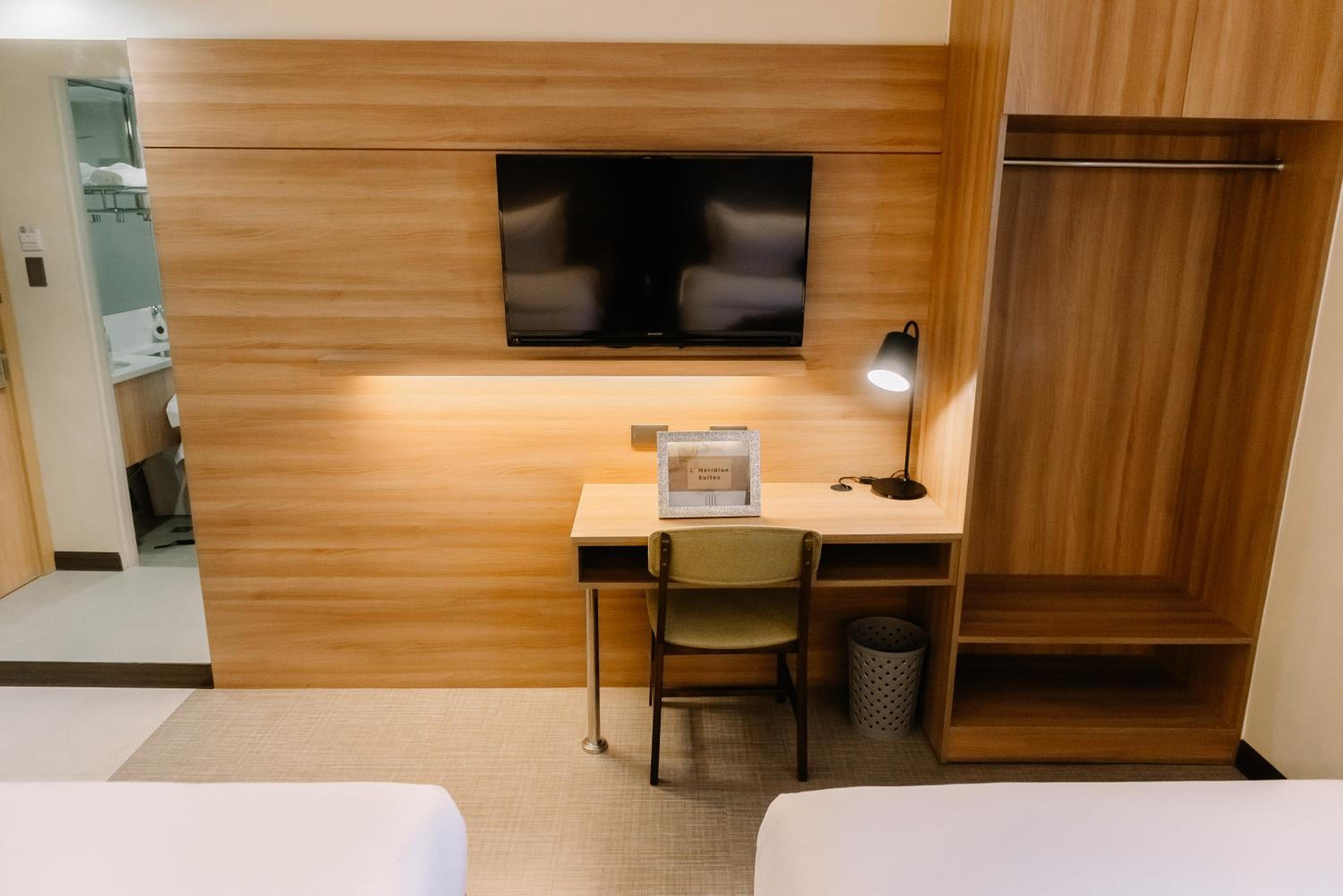 Deluxe Twin Room photo 2
