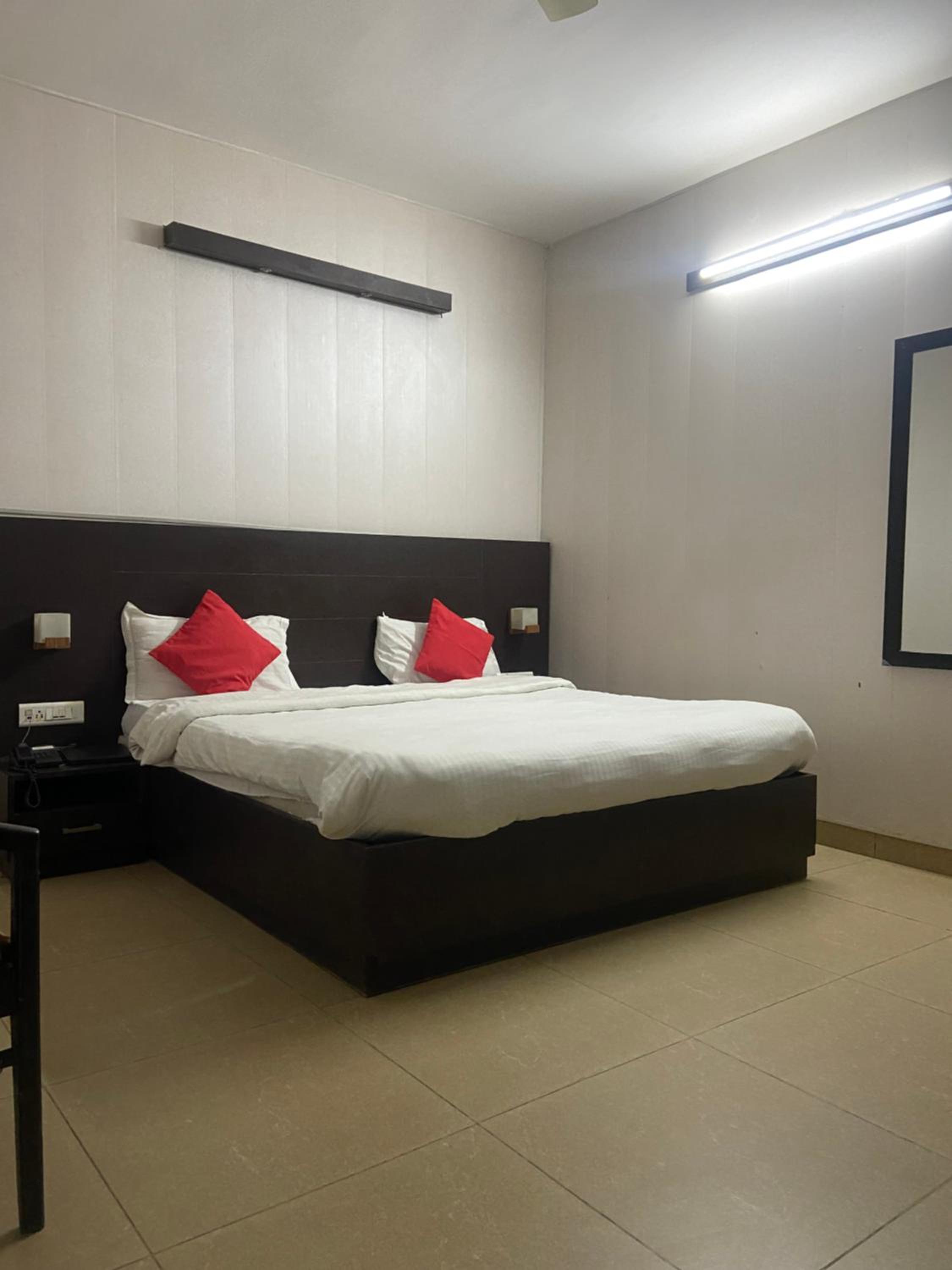 Standard Double Room photo 2