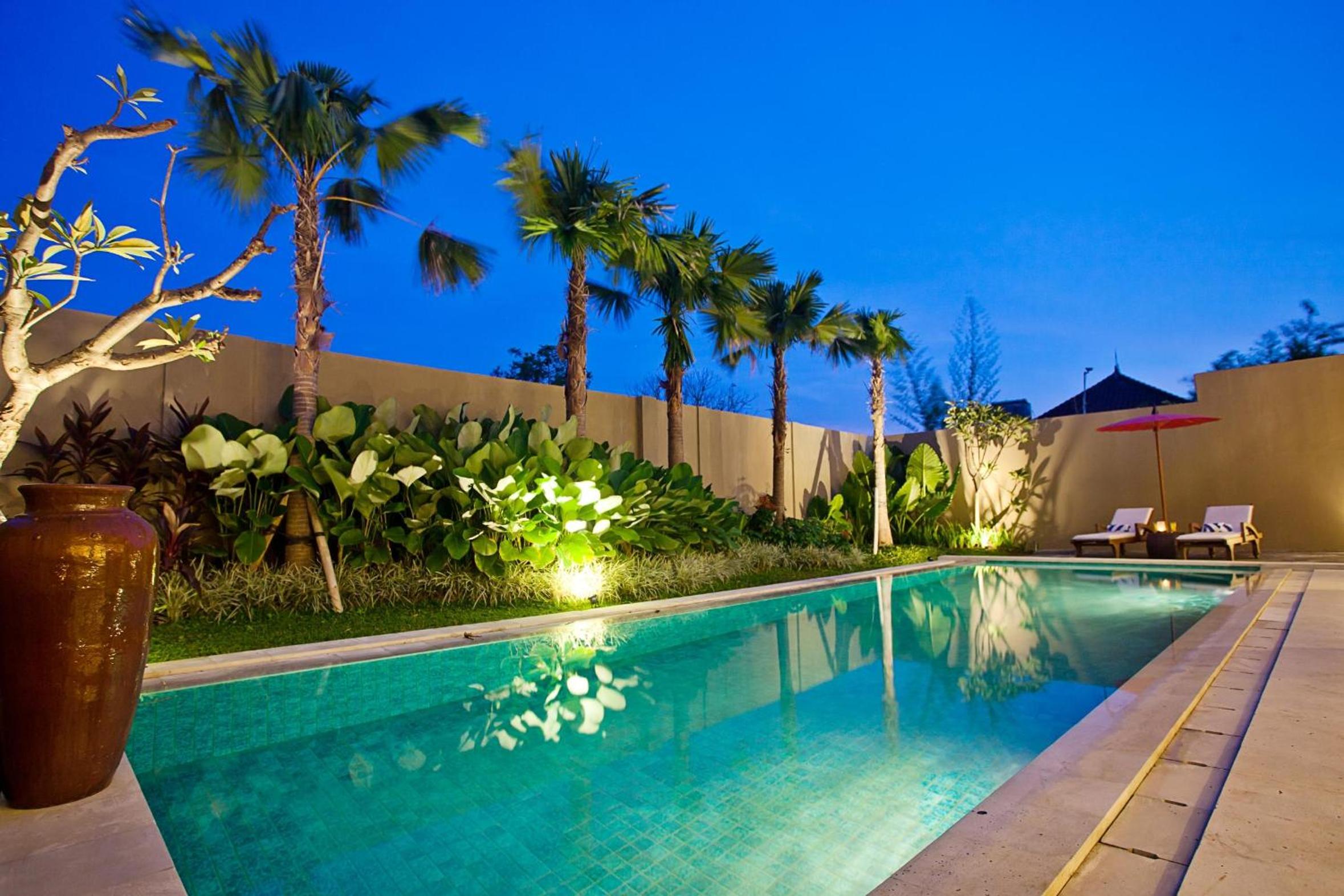 Royal 5 Bedroom Villa with Private Pool - Photo 23