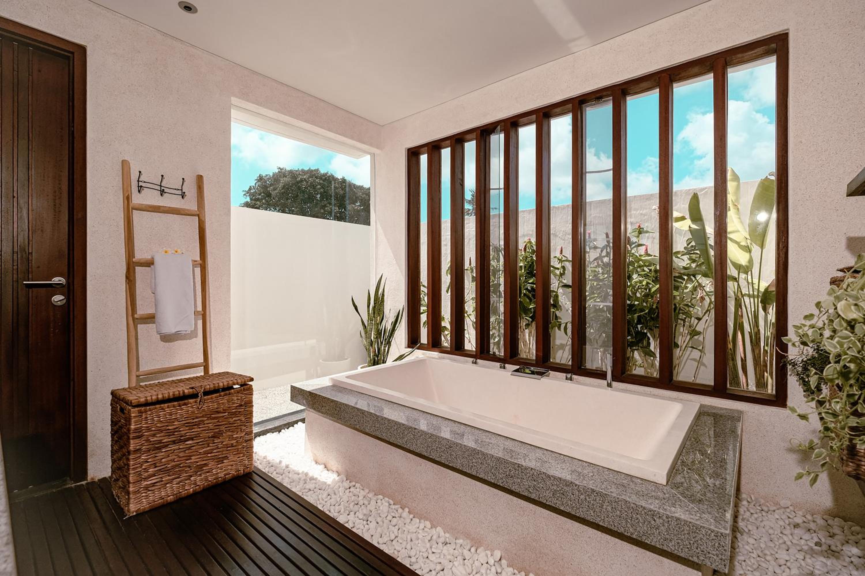 Three-Bedroom Villa - Photo 32