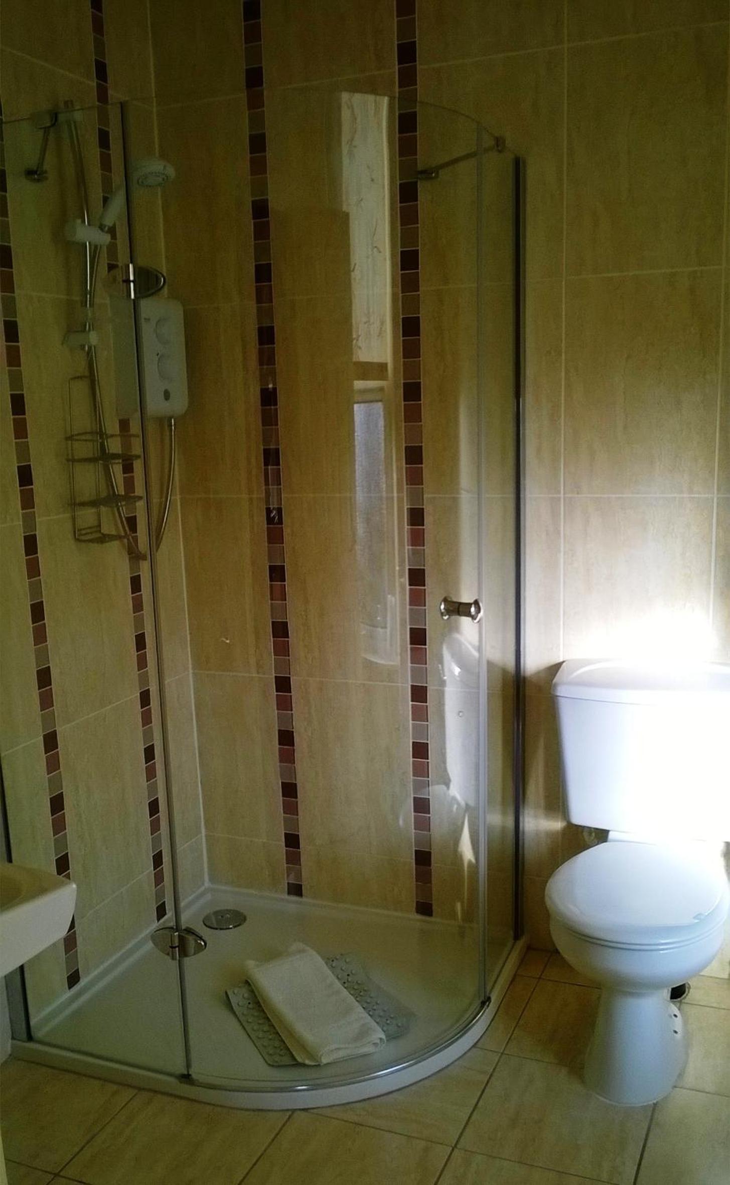 Large Double or Twin Room photo 2