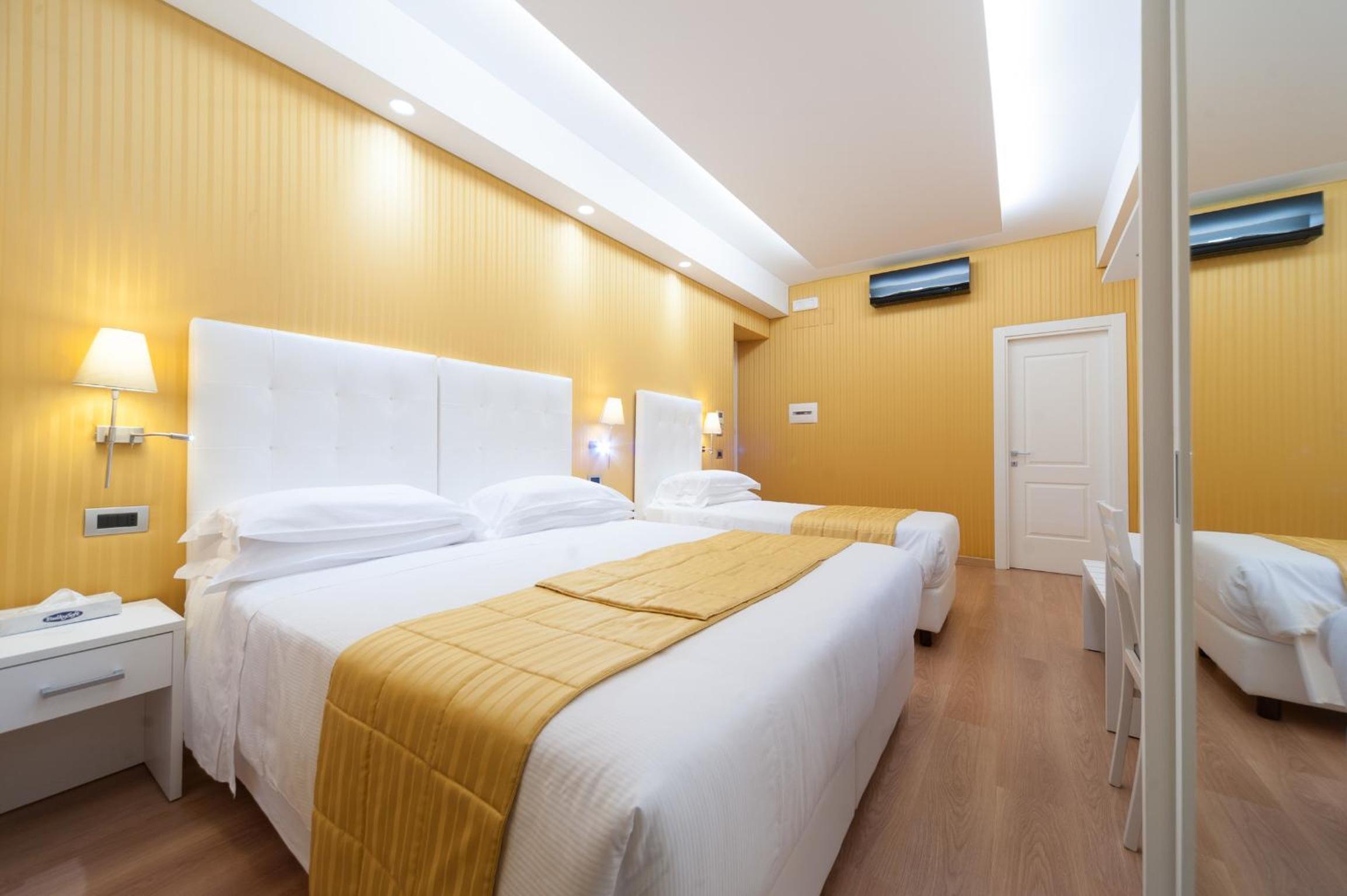 Triple Room photo 2
