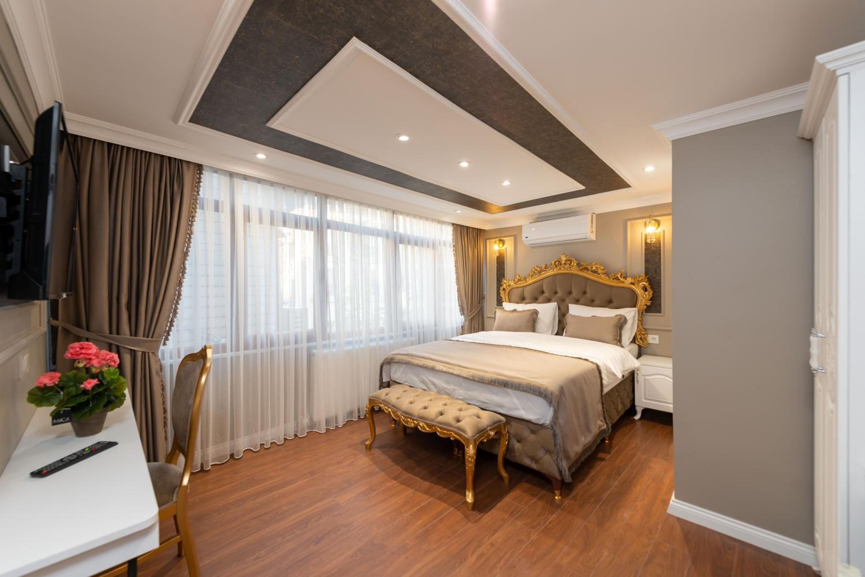 Deluxe Double Room photo 3