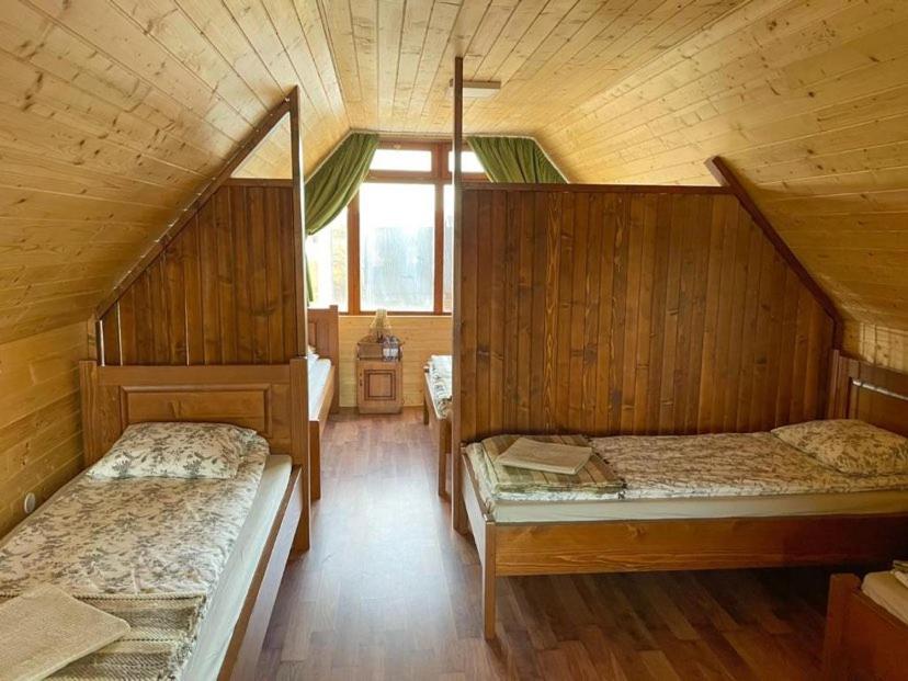 Three-Bedroom Townhouse - Photo 20