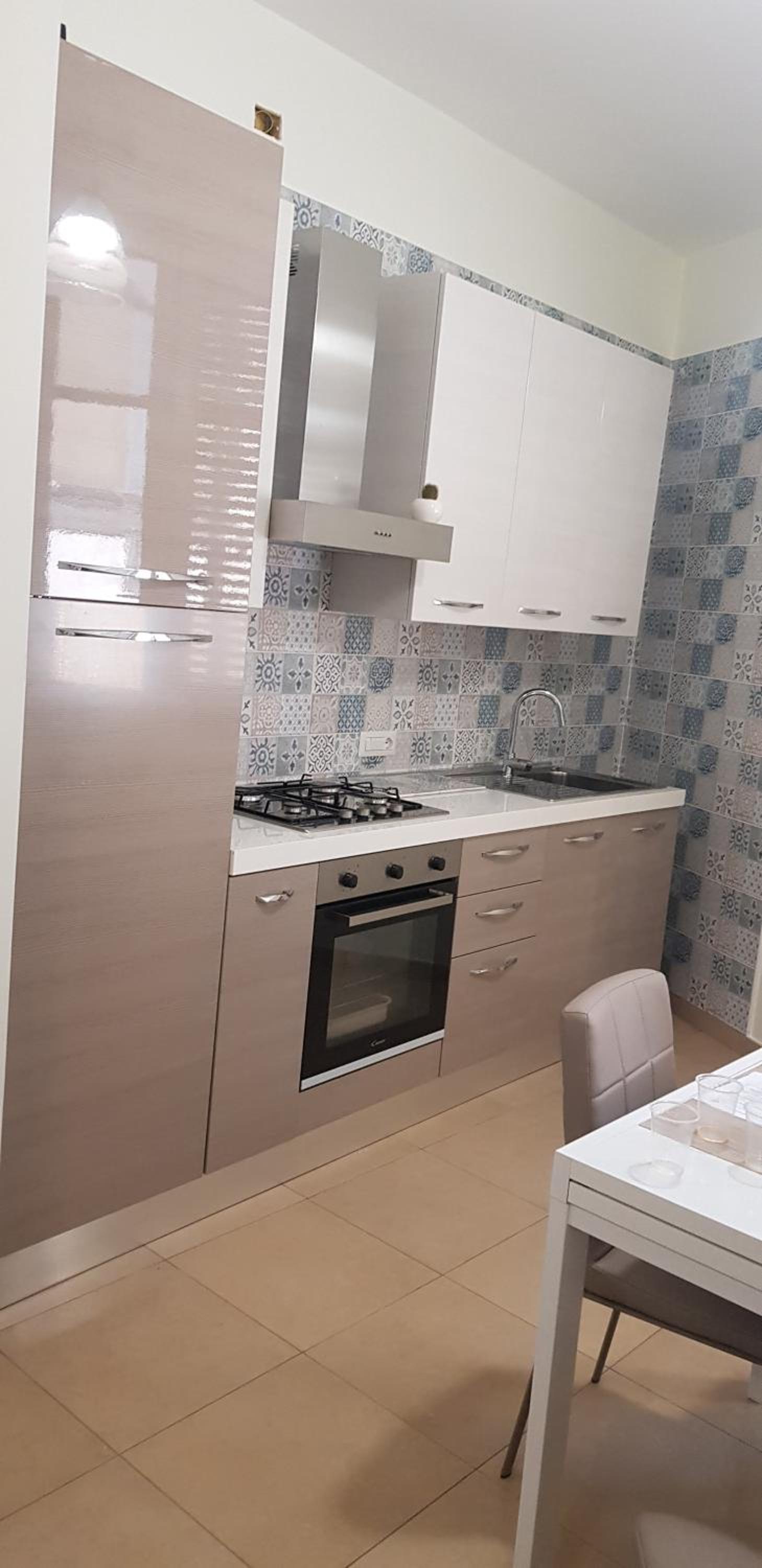 One-Bedroom Apartment - Photo 7