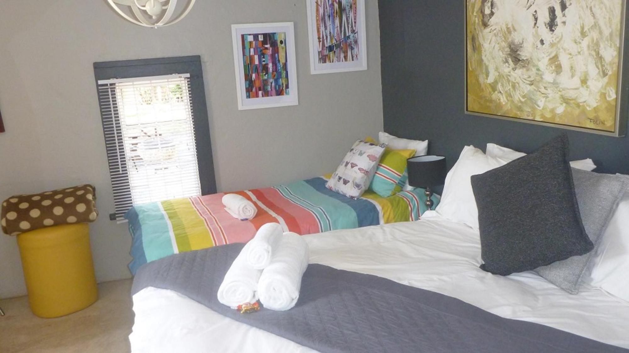 Deluxe Queen Suite - Photo 16