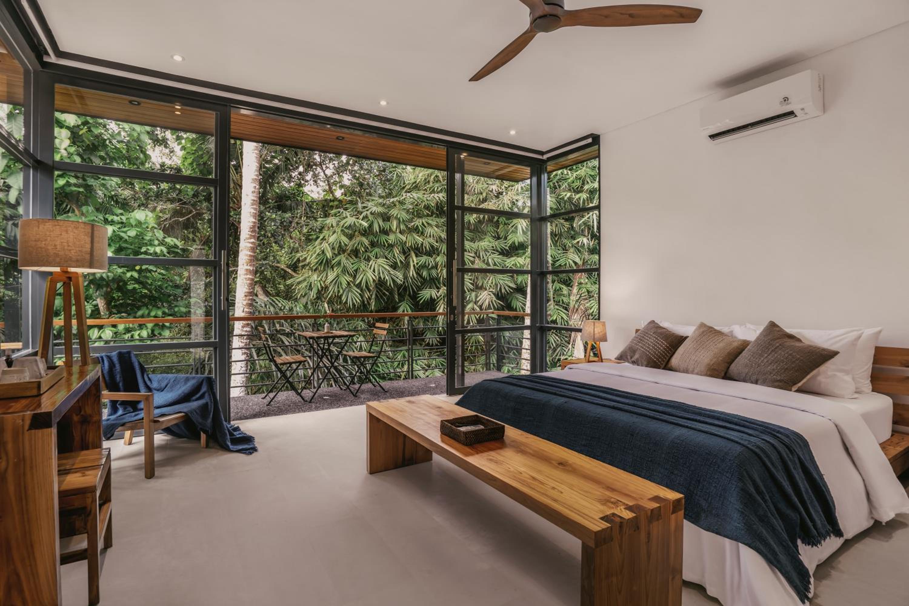 Three-Bedroom Villa - Photo 15