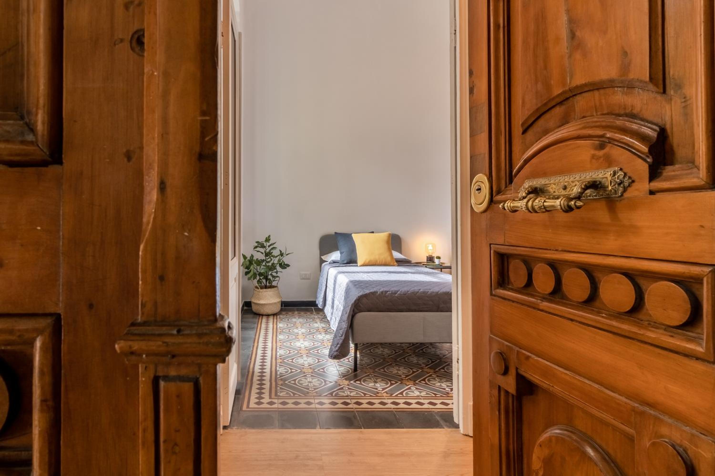 Deluxe Apartment