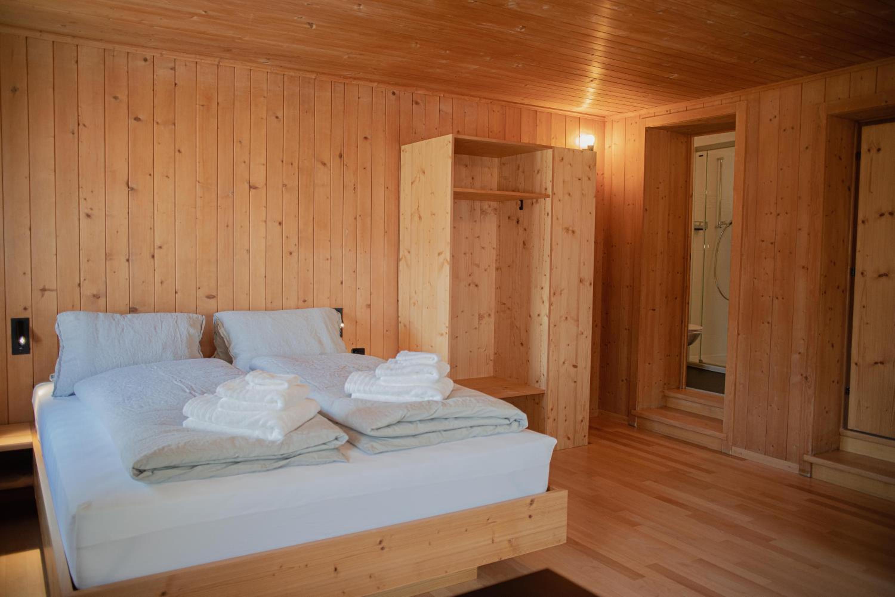 Superior Double or Twin Room with Mountain View photo 2