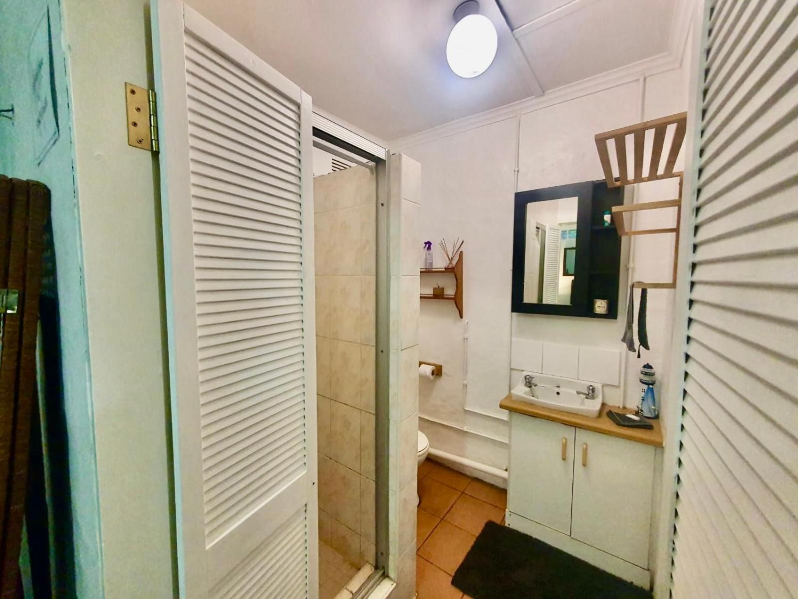 One-Bedroom Cottage - Photo 9