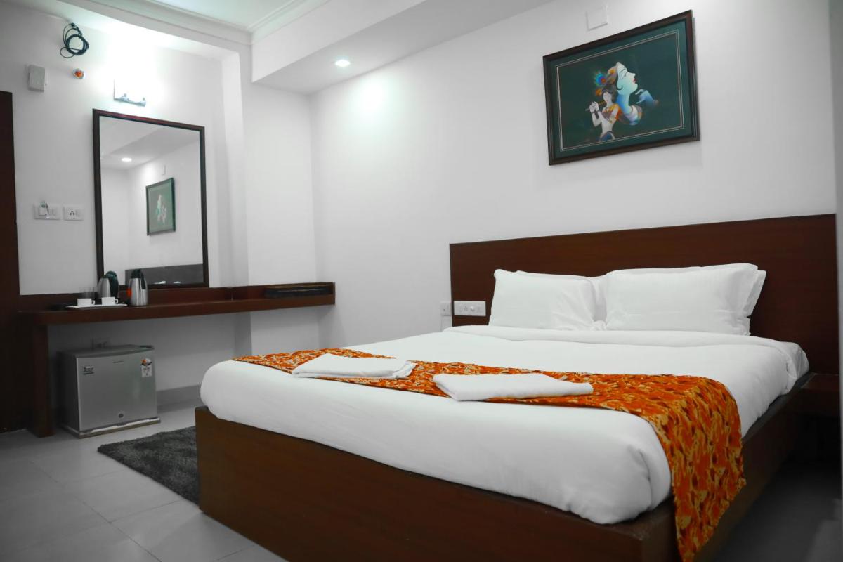 Deluxe King Room photo 3