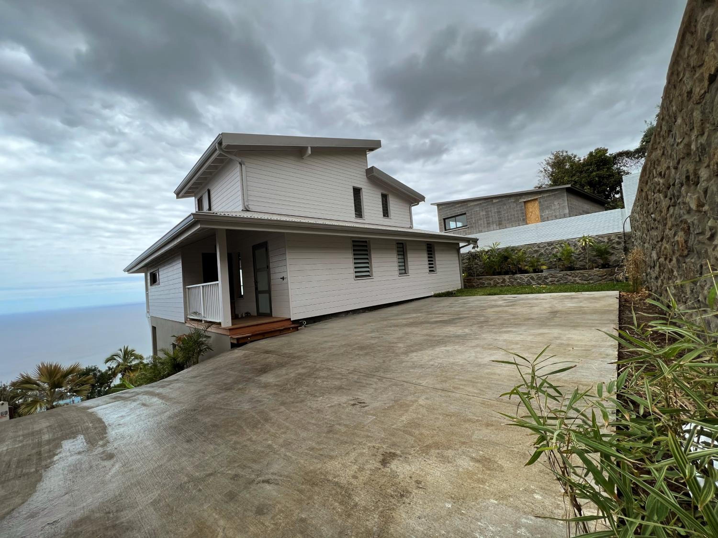 Three-Bedroom Villa photo 3