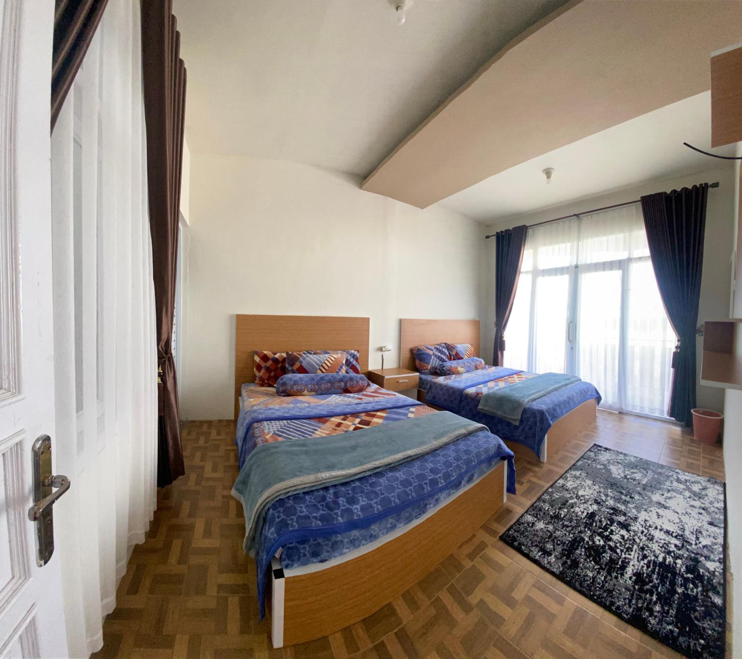 One-Bedroom House photo 1