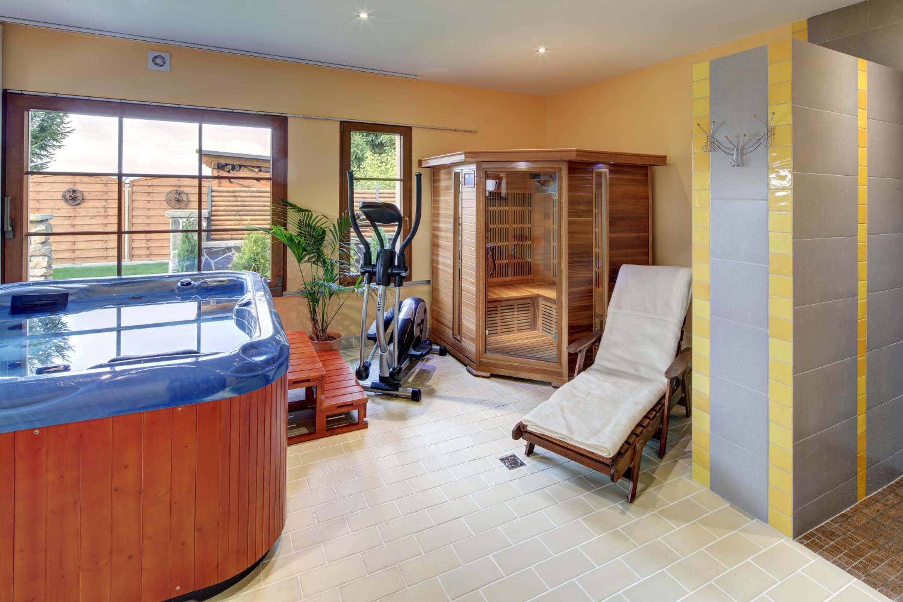 Double or Twin Room with Private External Bathroom photo 3