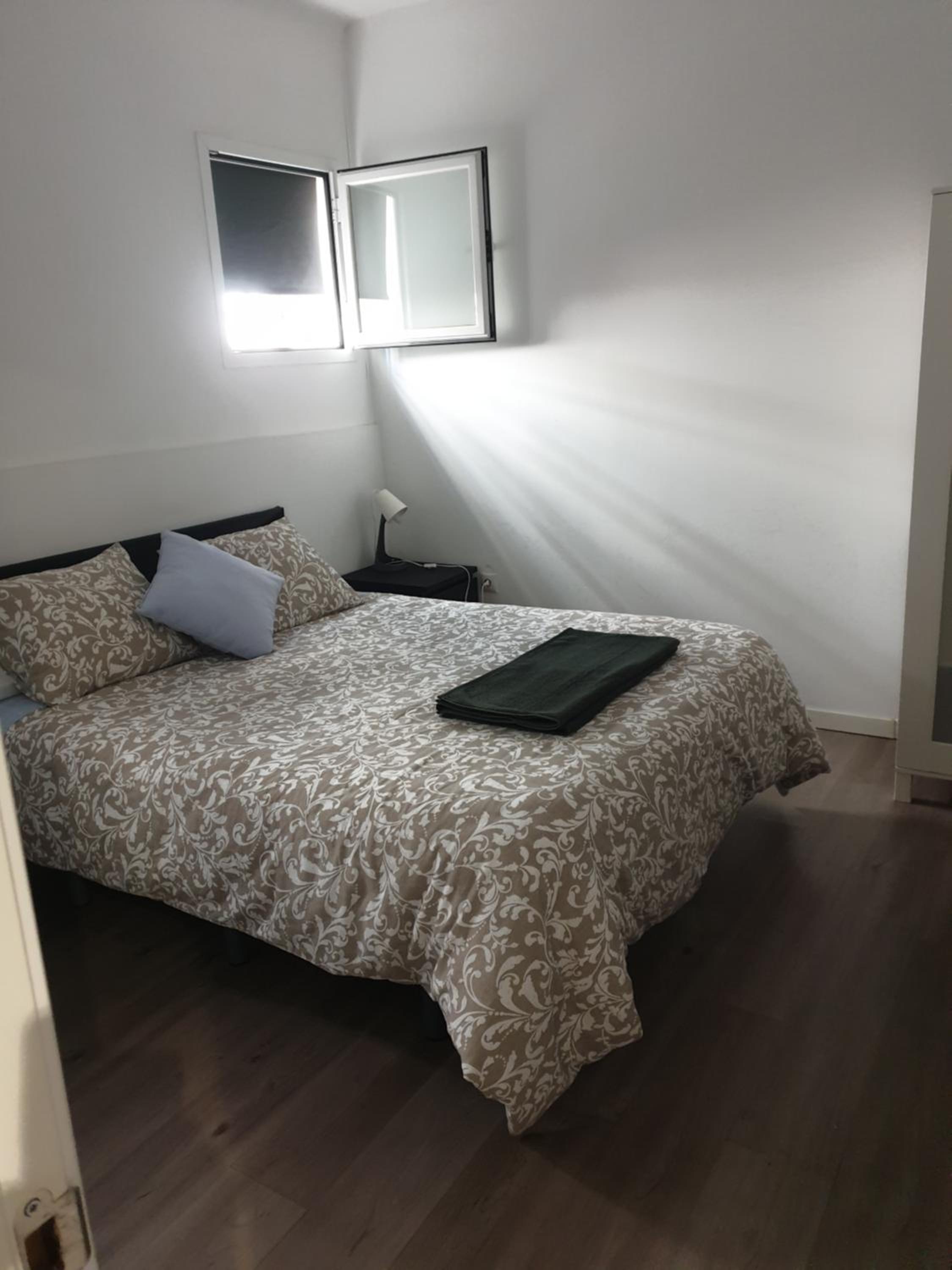 Budget Double Room photo 2