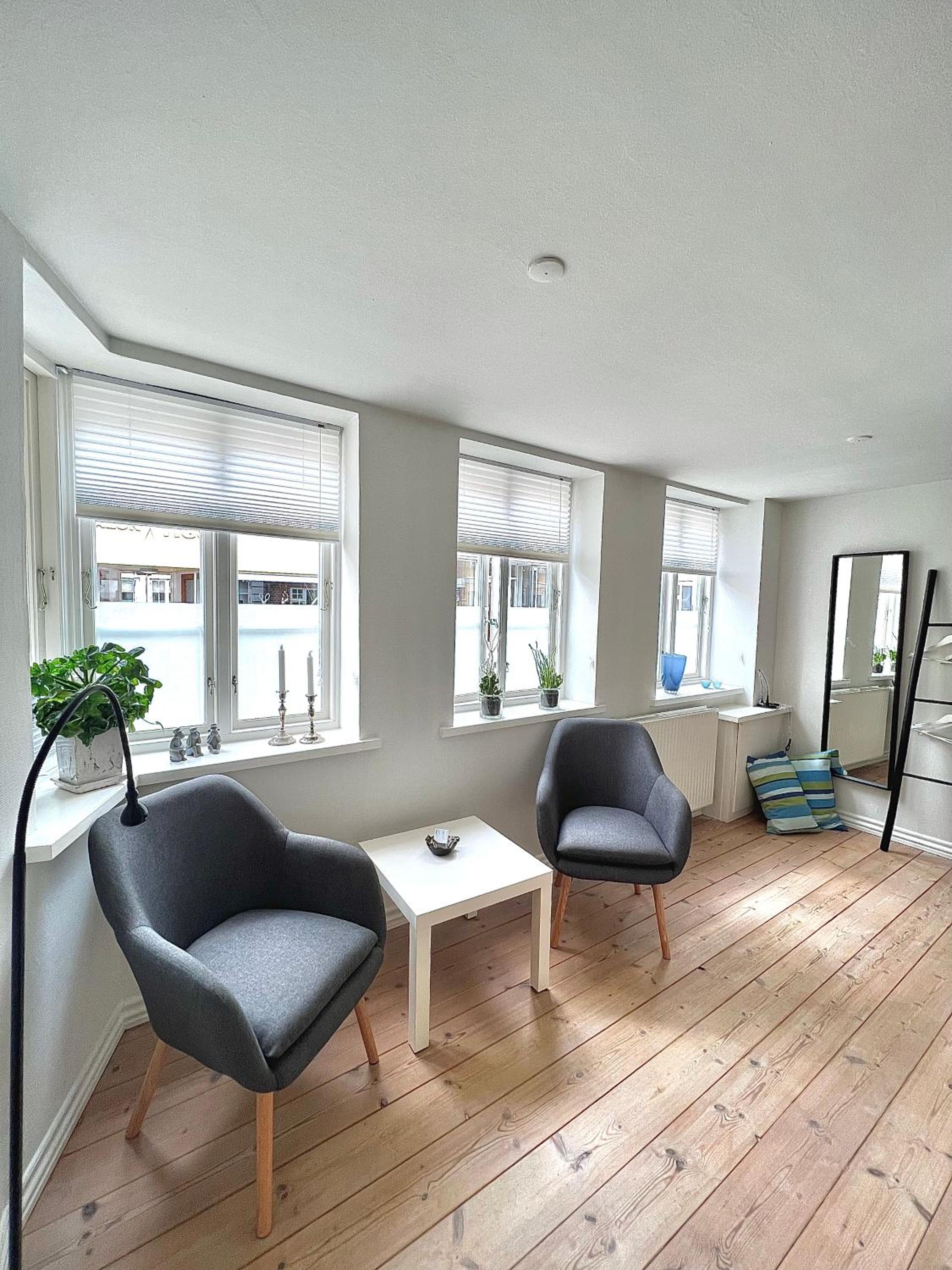 Two-Bedroom Apartment with Kitchen