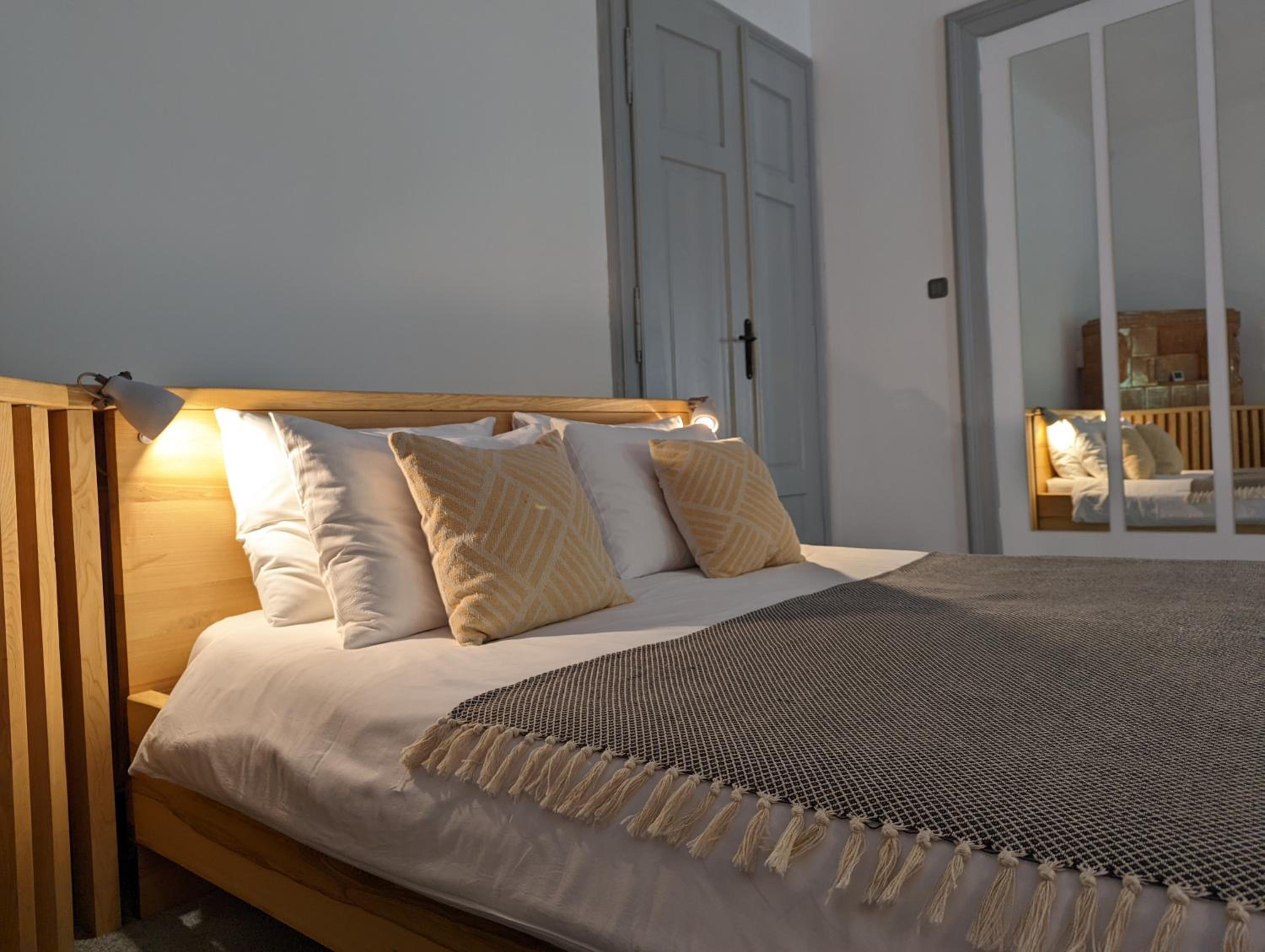 Two-Bedroom Apartment - Photo 19