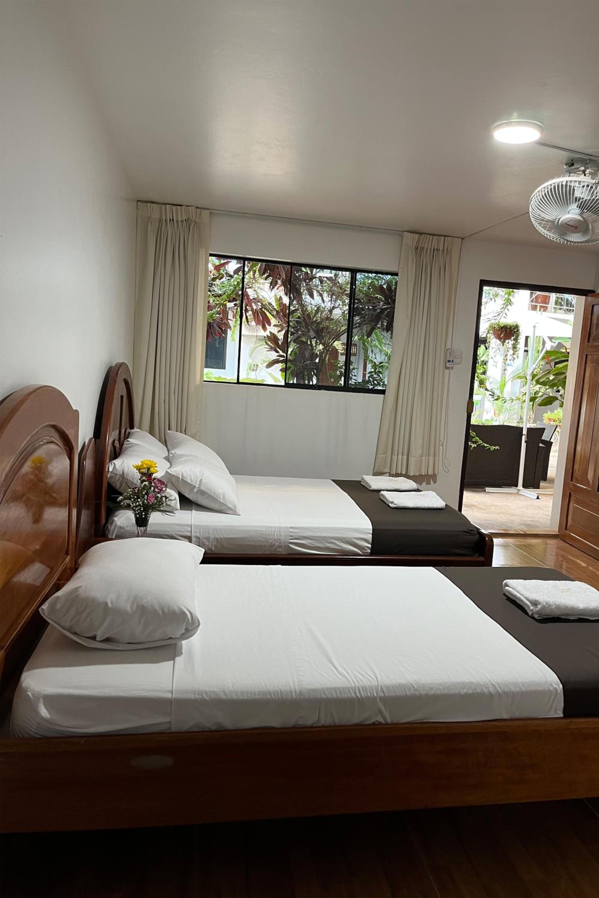 Superior Twin Room photo 3