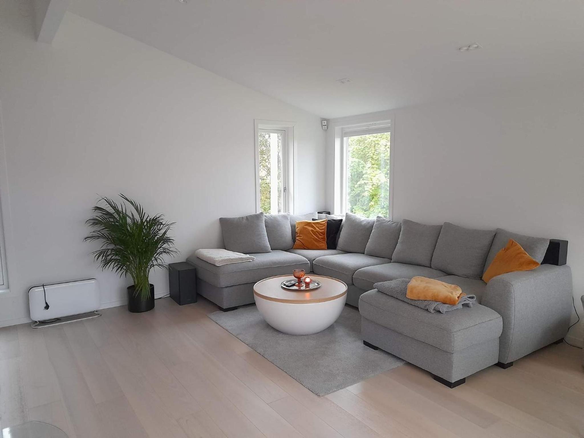 Villa photo 1