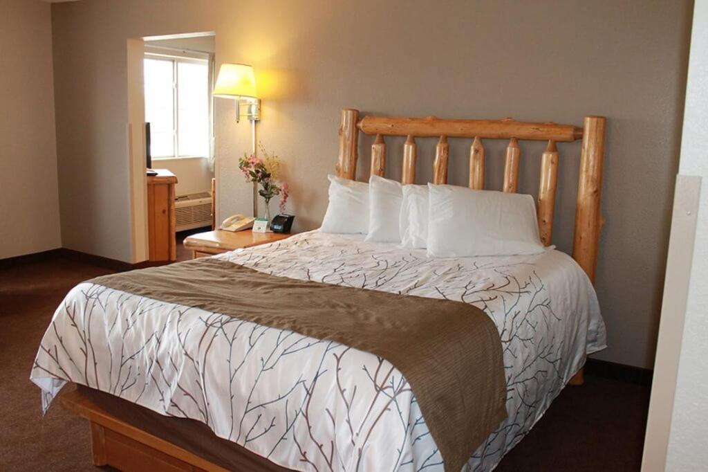 Deluxe Family Suite