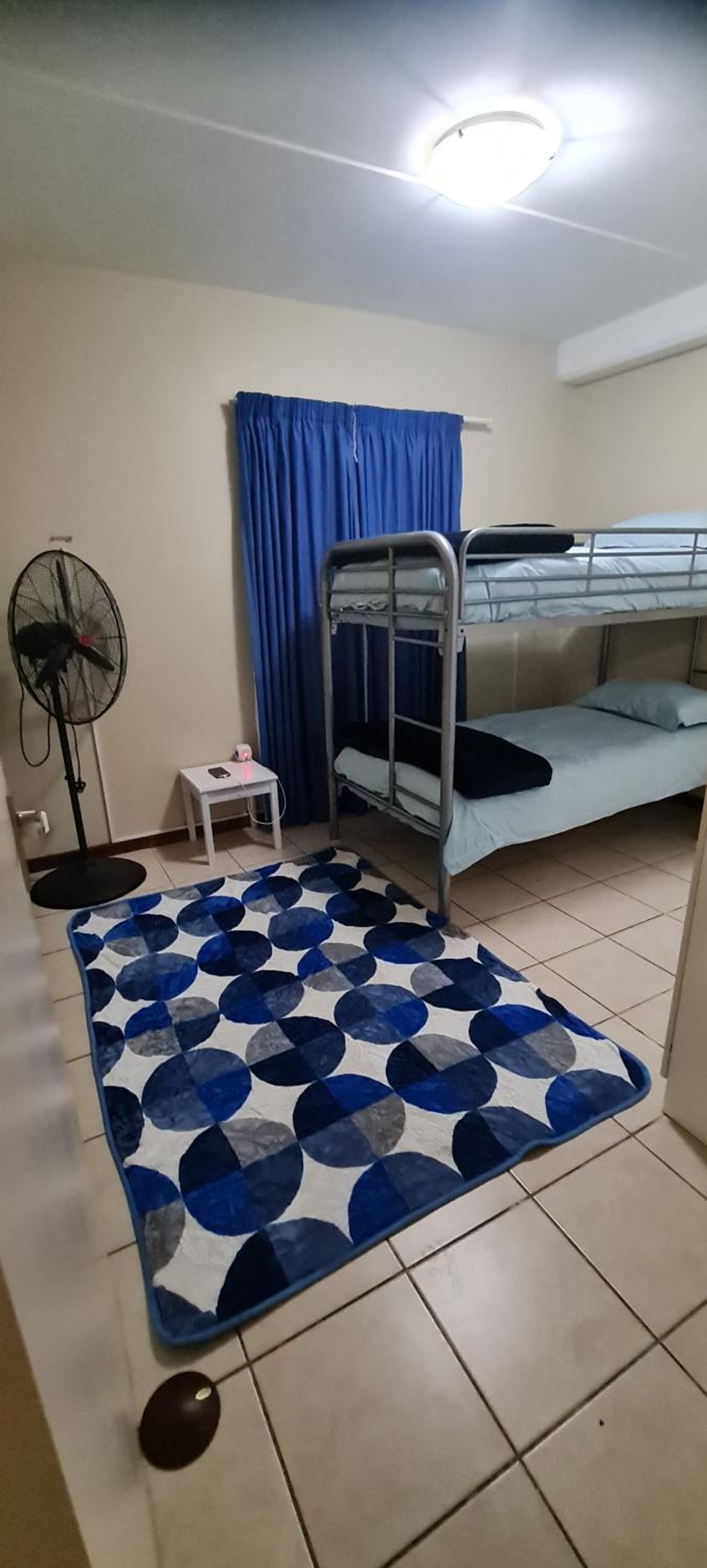 Two-Bedroom Apartment - Photo 2