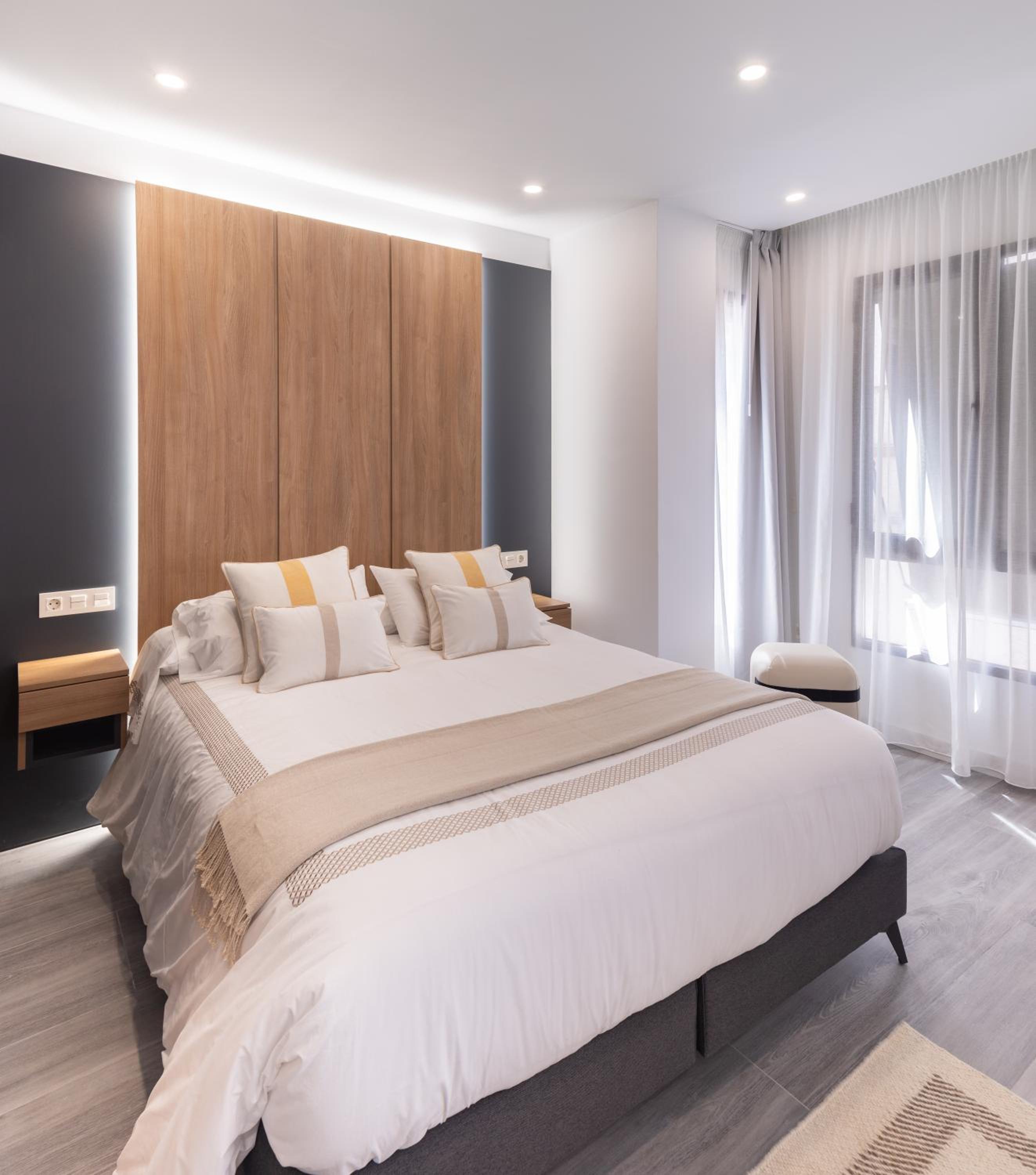 Deluxe Suite - Photo 4