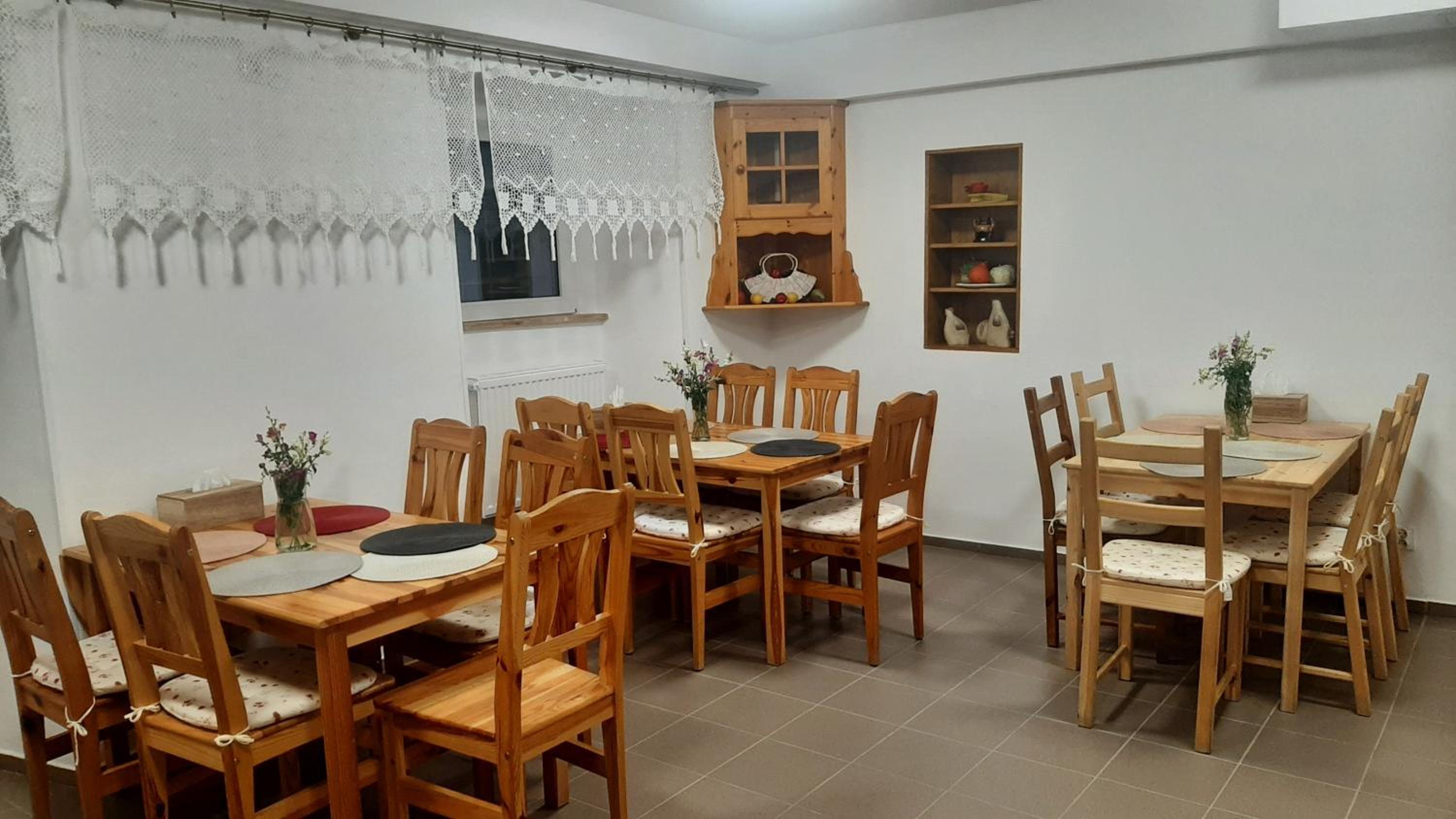 Standard Twin Room - Photo 18