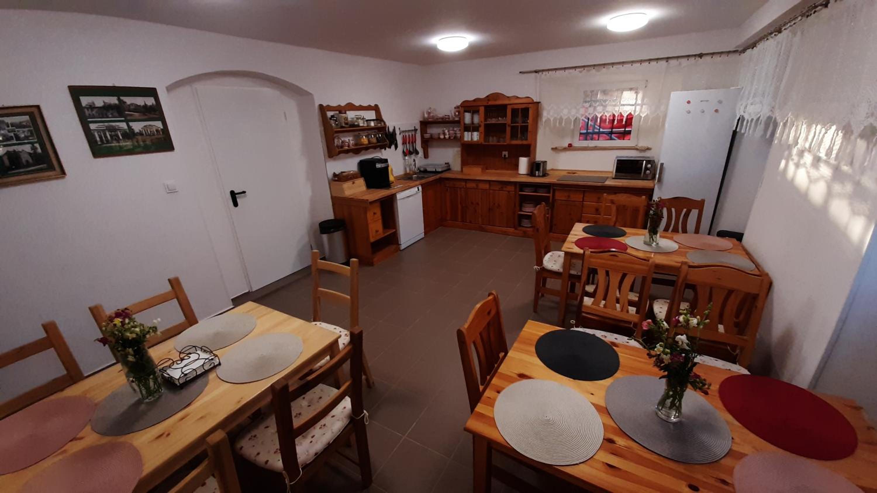 Standard Twin Room - Photo 19