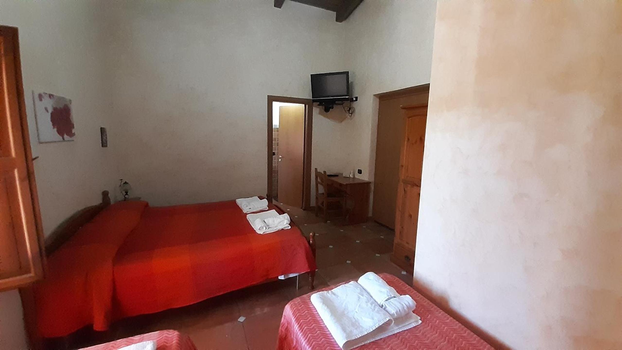 Quadruple Room with Terrace photo 3