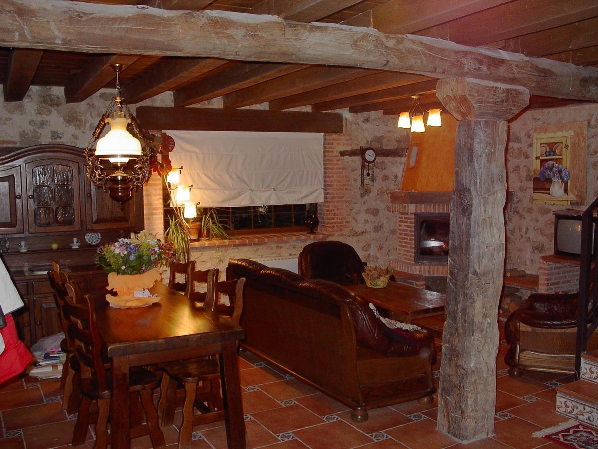 Pincherres-Four-Bedroom House - Photo 5
