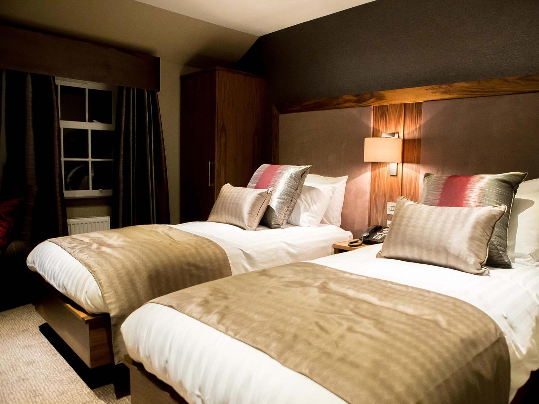 Twin Room - Photo 7