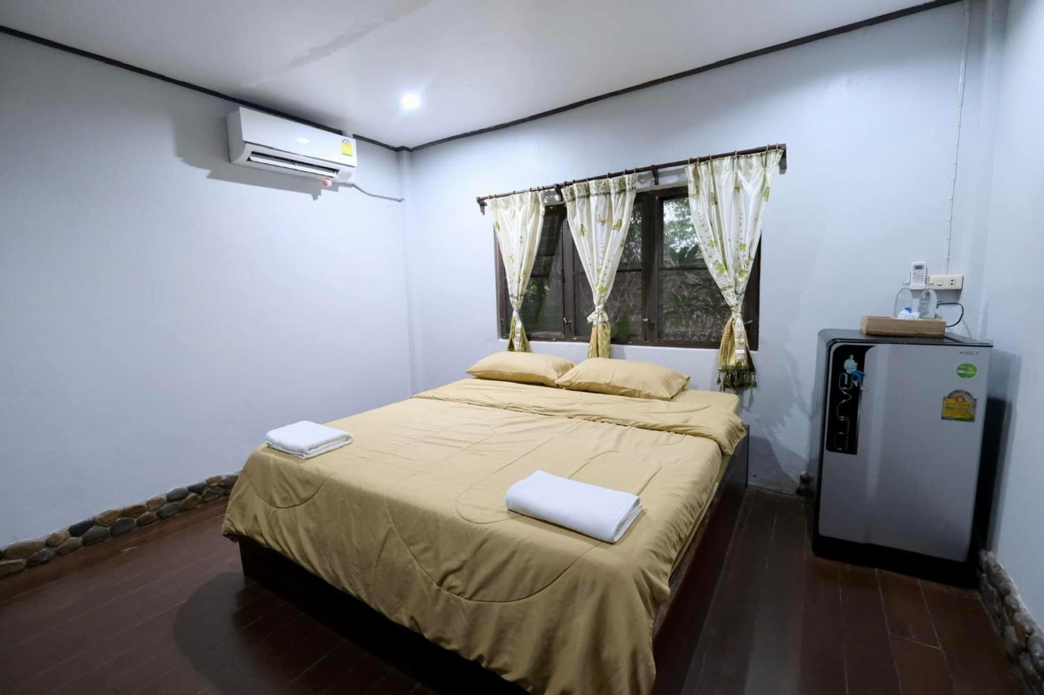 Double Room - Photo 2