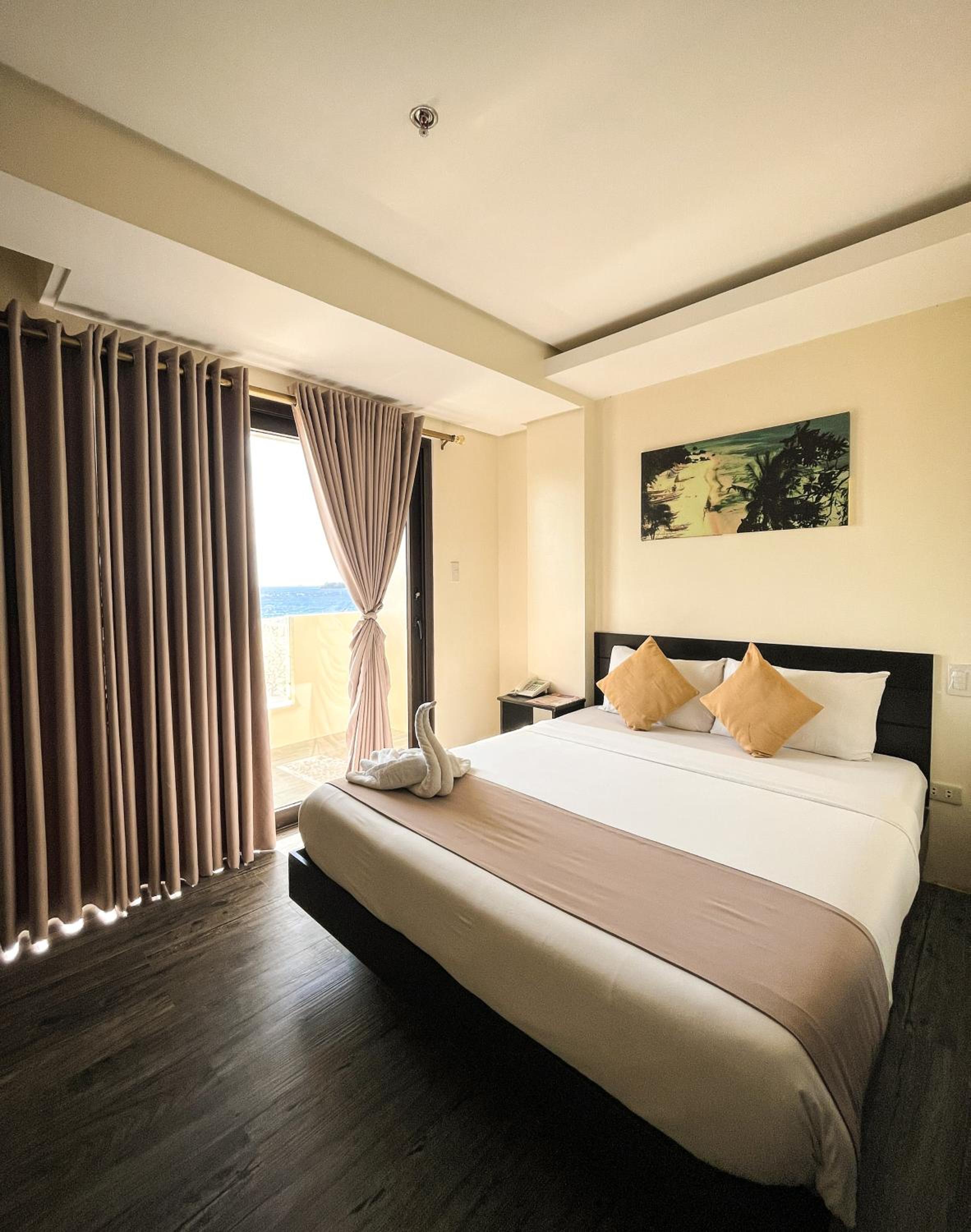 Deluxe Queen Room photo 1